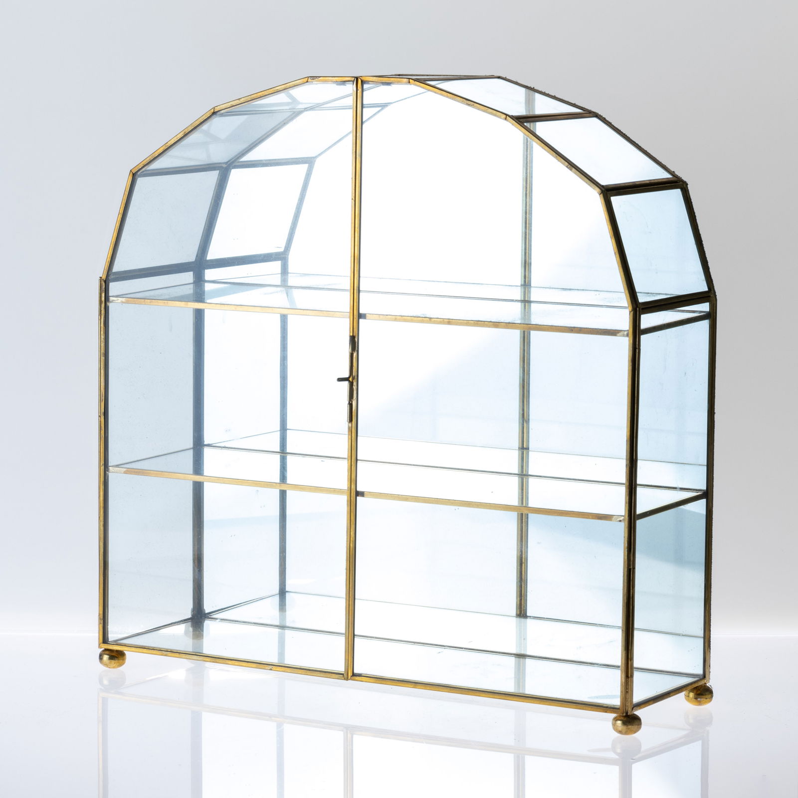 JEWELLERY GLASS BRASS DISPLAY CASE (1 of 2)