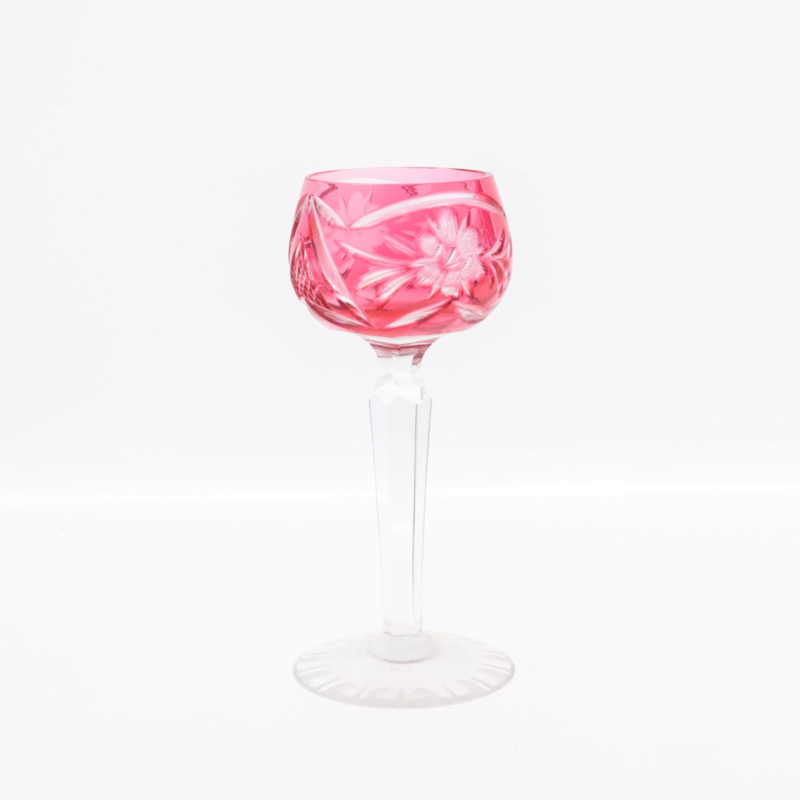 FINE CUT CRYSTAL LIQUEUR GLASS (1 of 3)