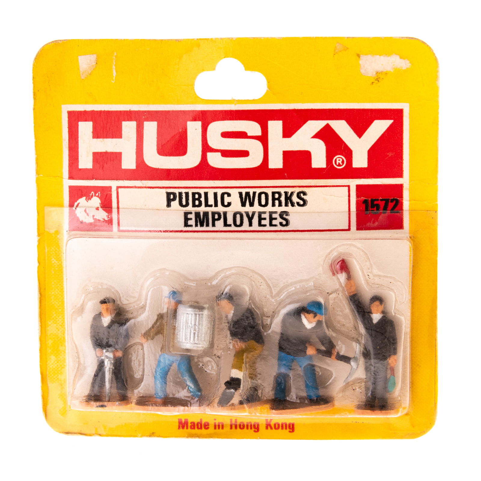 1:43 SCALE DIECAST MODEL HUSKY FIGURES SEALED IN PACKAGING (1 of 3)
