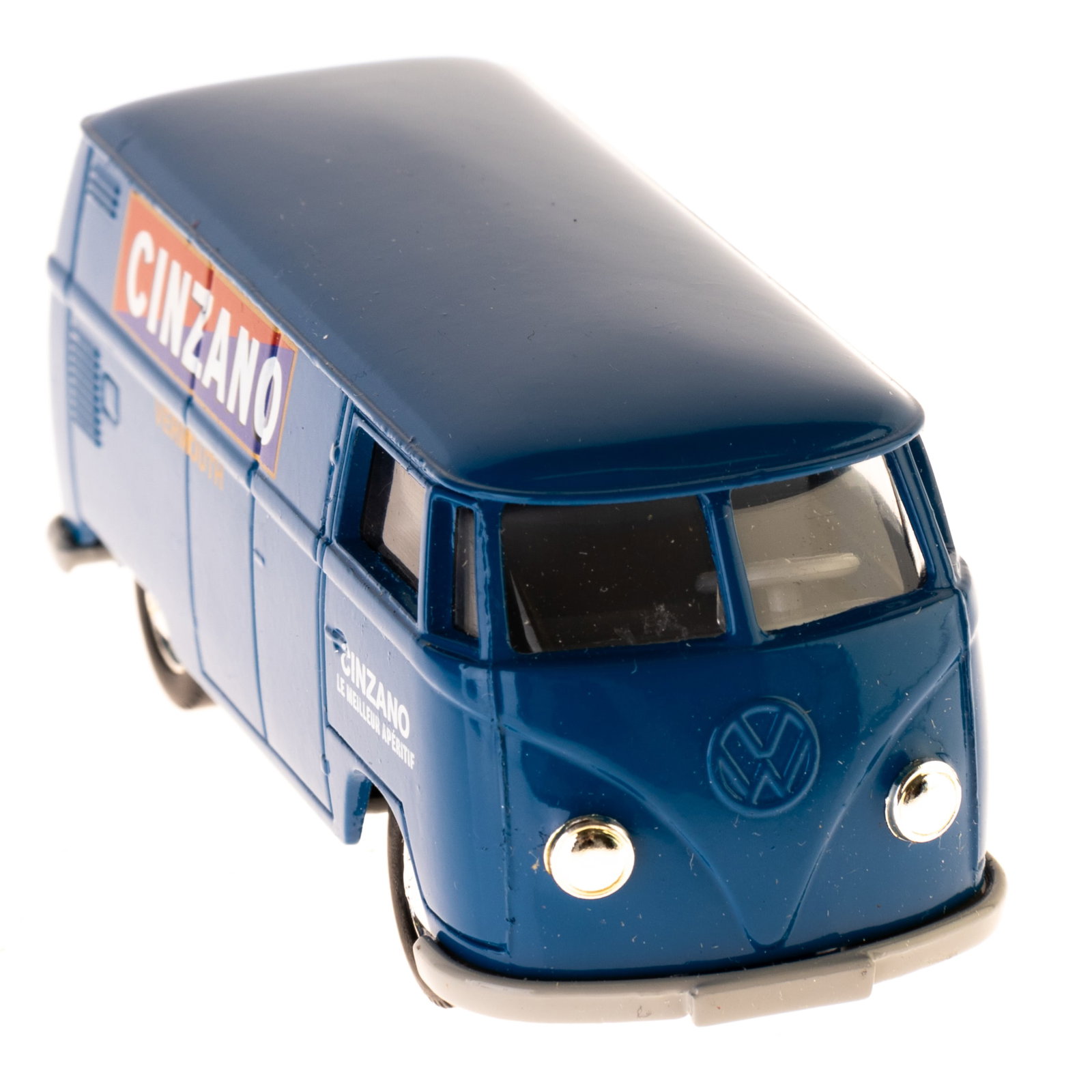 1:43 SCALE DIECAST MODEL LLEDO VOLKSWAGEN VAN: From a large collection of vintage die-cast vehicles including rare examples. Kindly examine all photographs provided in this listing or ask for a condition report. All items offered are in generally 