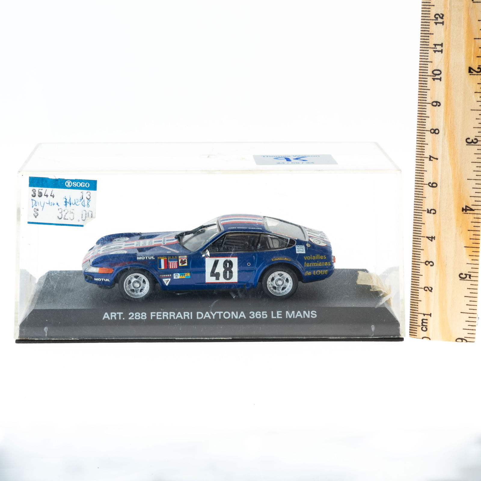 1:43 SCALE DIECAST MODEL FERRARI DAYTONA 365 LE MANS 1970 (1 of 1)