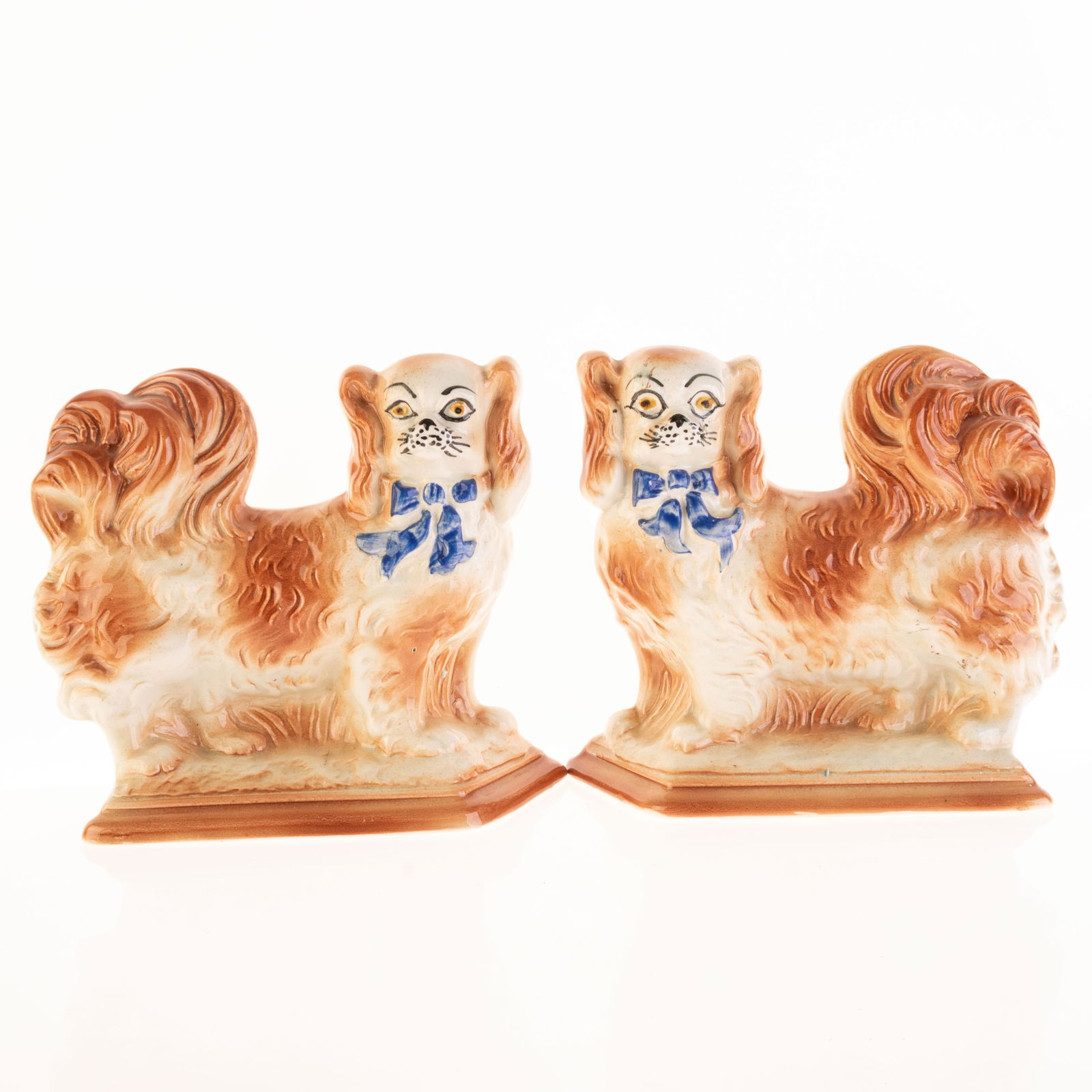 ANTIQUE PAIR OF STAFFORDSHIRE POLYCHROME POTTERY PEKINGESE DOGS (1 of 4)