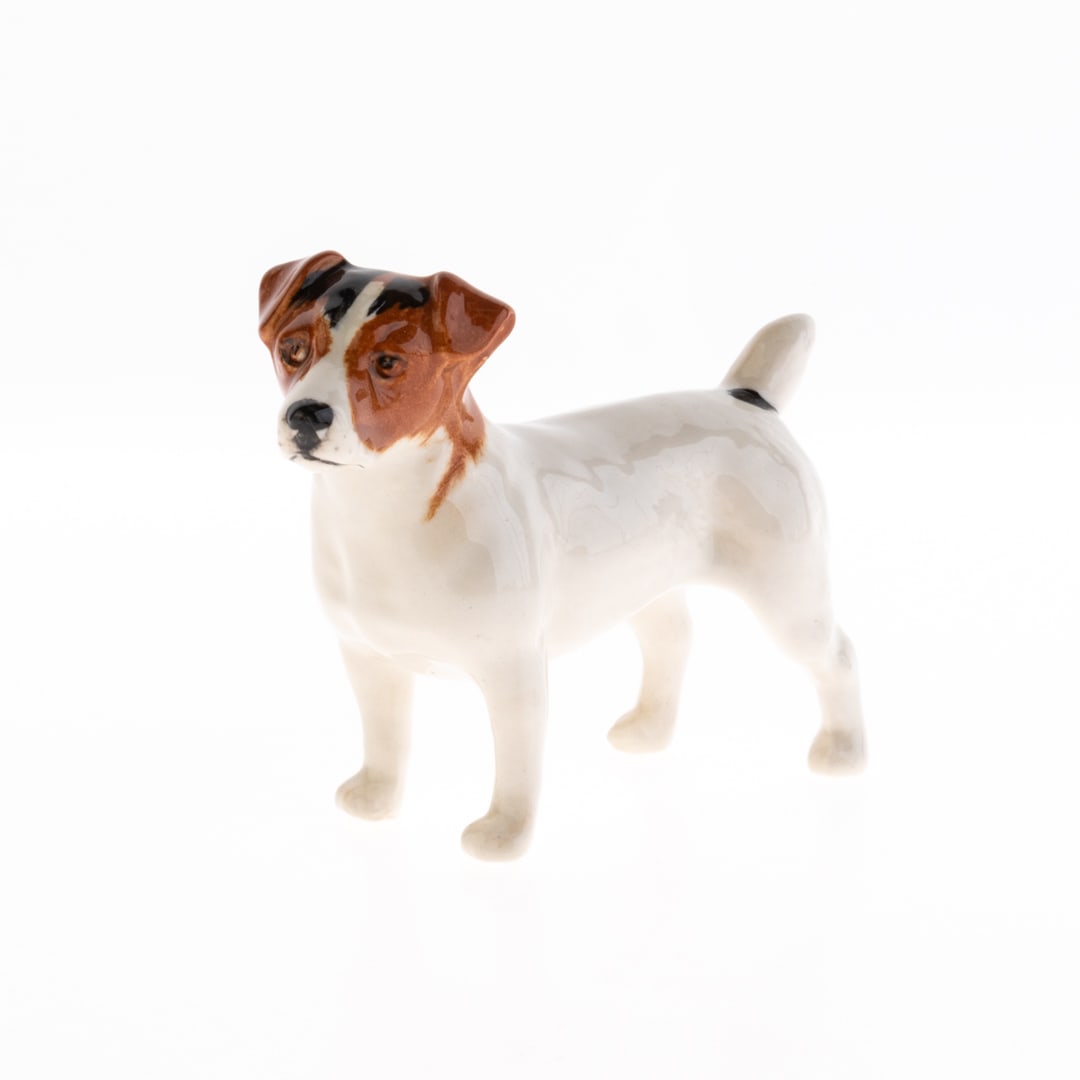 BESWICK PORCELAIN CERAMIC DOG FIGURE (1 of 3)