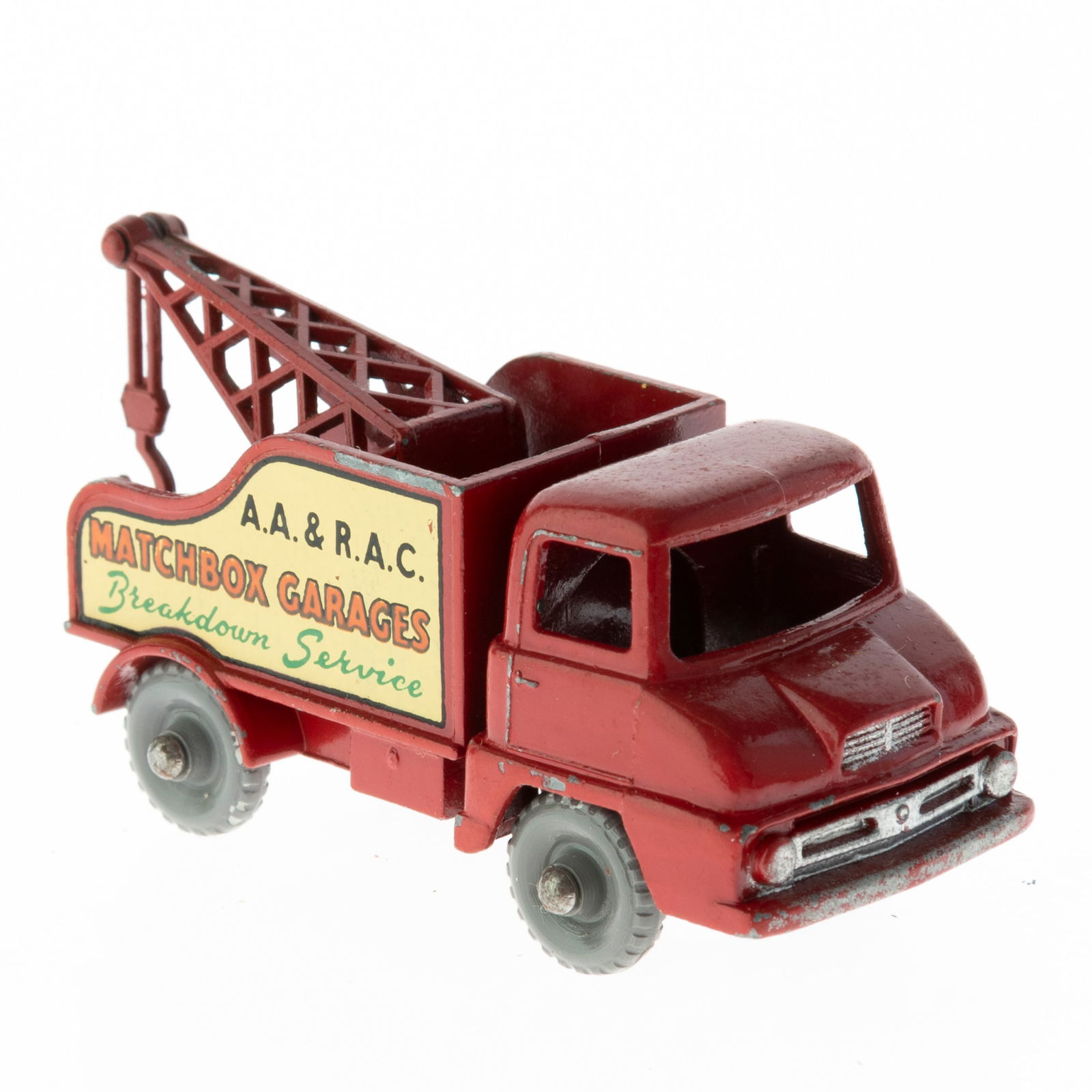 1:43 SCALE DIECAST MODEL LESNEY WRECK TRUCK: From a large collection of vintage die-cast vehicles including rare examples. Kindly examine all photographs provided in this listing or ask for a condition report. All items offered are in generally