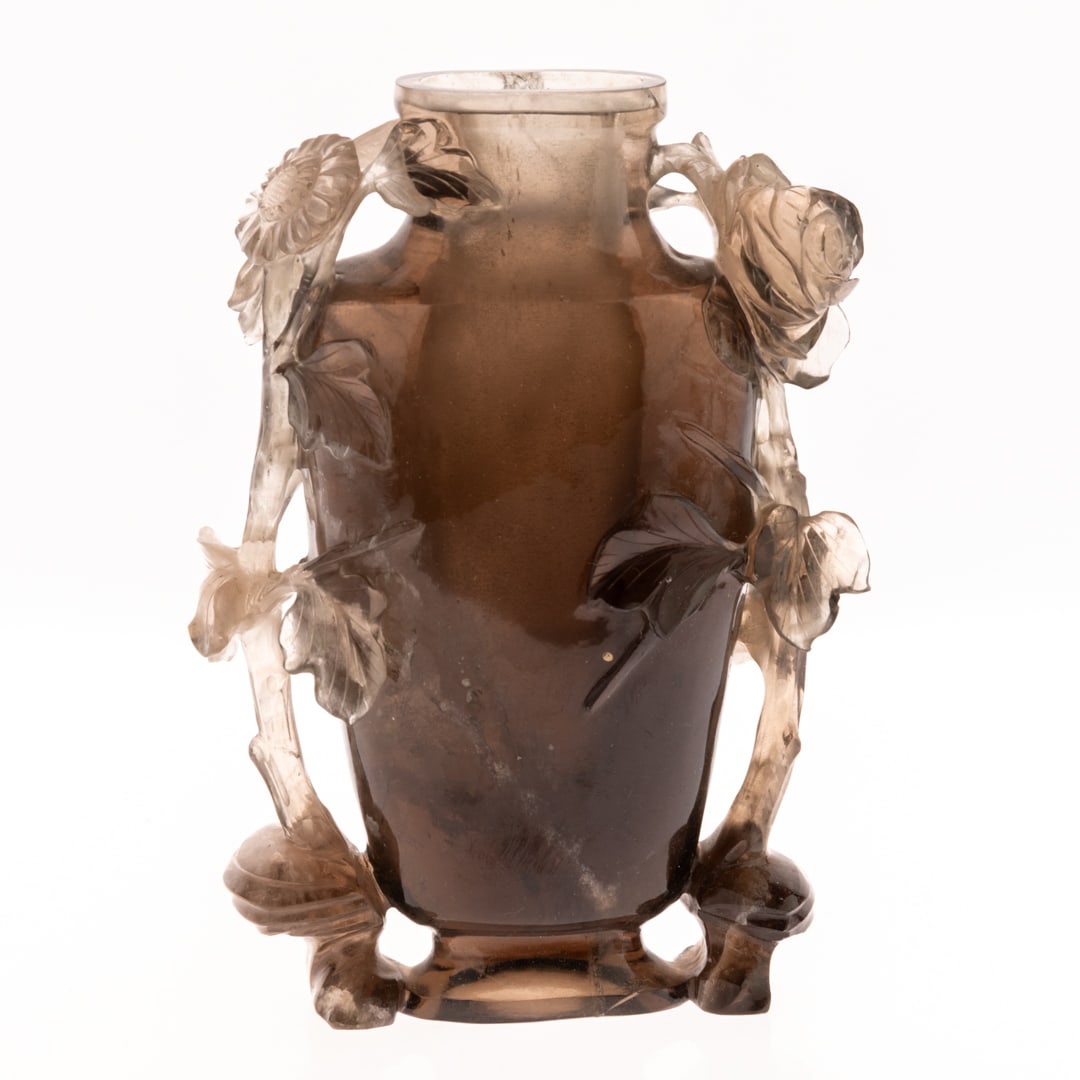 CHINESE CARVED QUARTZ VASE (1 of 3)