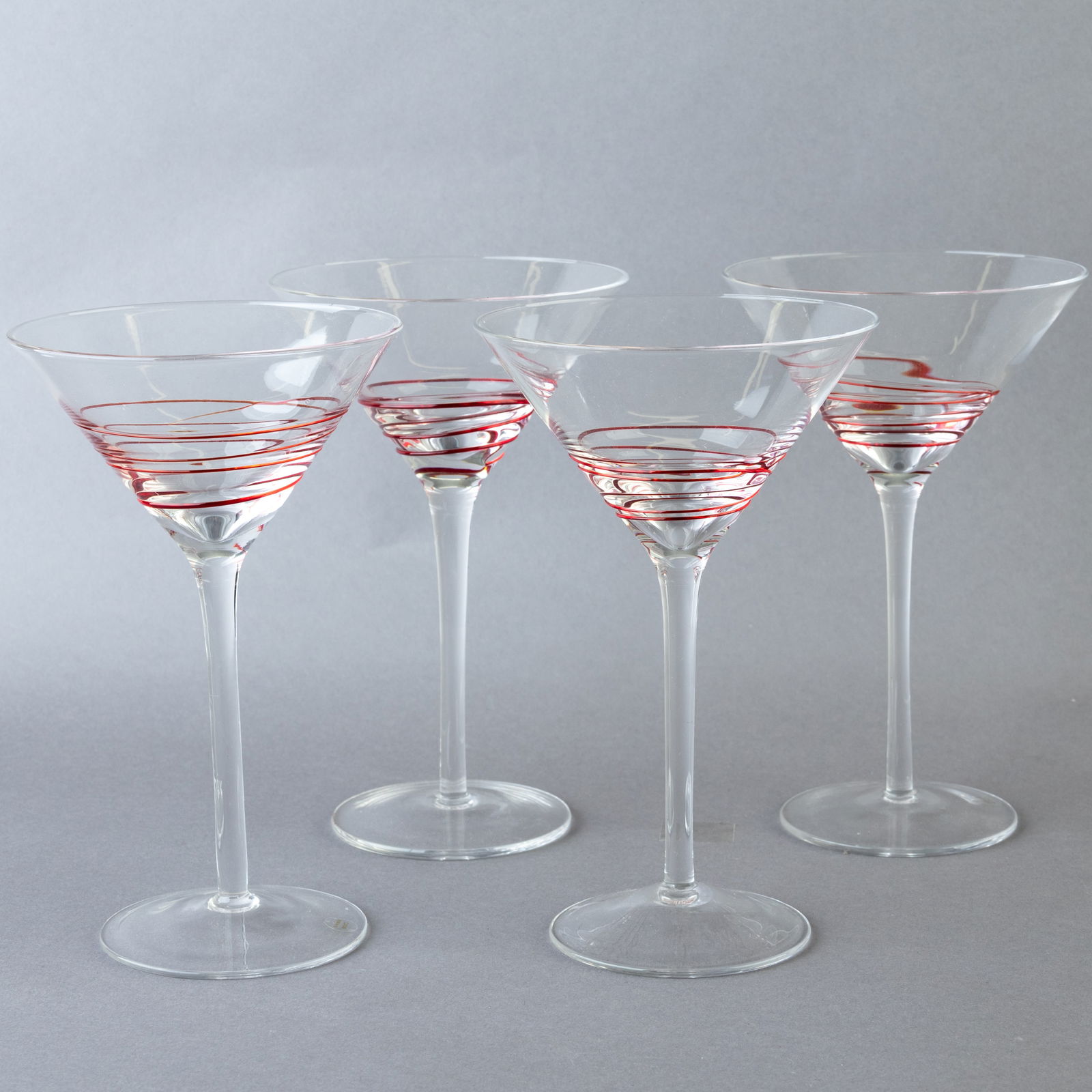 FOUR VENETIAN HAND BLOWN GLASS COCKTAIL GLASSES (1 of 3)