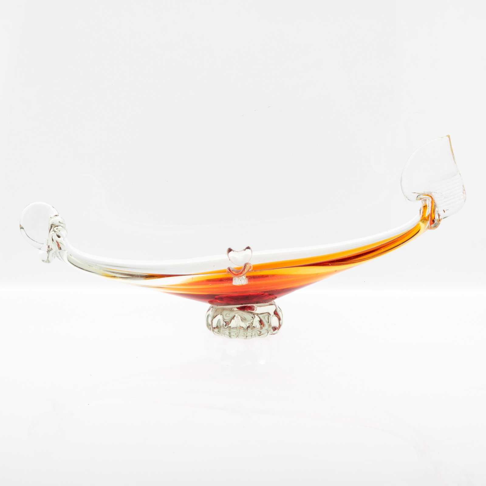 MURANO VENETIAN GONDOLA BOWL: 30.5x14x7CM.From a collection of Wedgwood and other selected ceramic/porcelain objects. Kindly examine all photographs provided in this listing or ask for a condition report. All items offered are in 