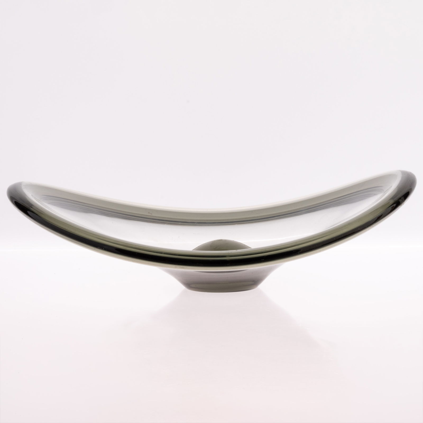 SIGNED HOLMEGAARD DANISH GLASS CENTREPIECE 1964 BY PER LUTKEN: From a collection of Wedgwood and other selected ceramic/porcelain objects. Kindly examine all photographs provided in this listing or ask for a condition report. All items offered are in generally go