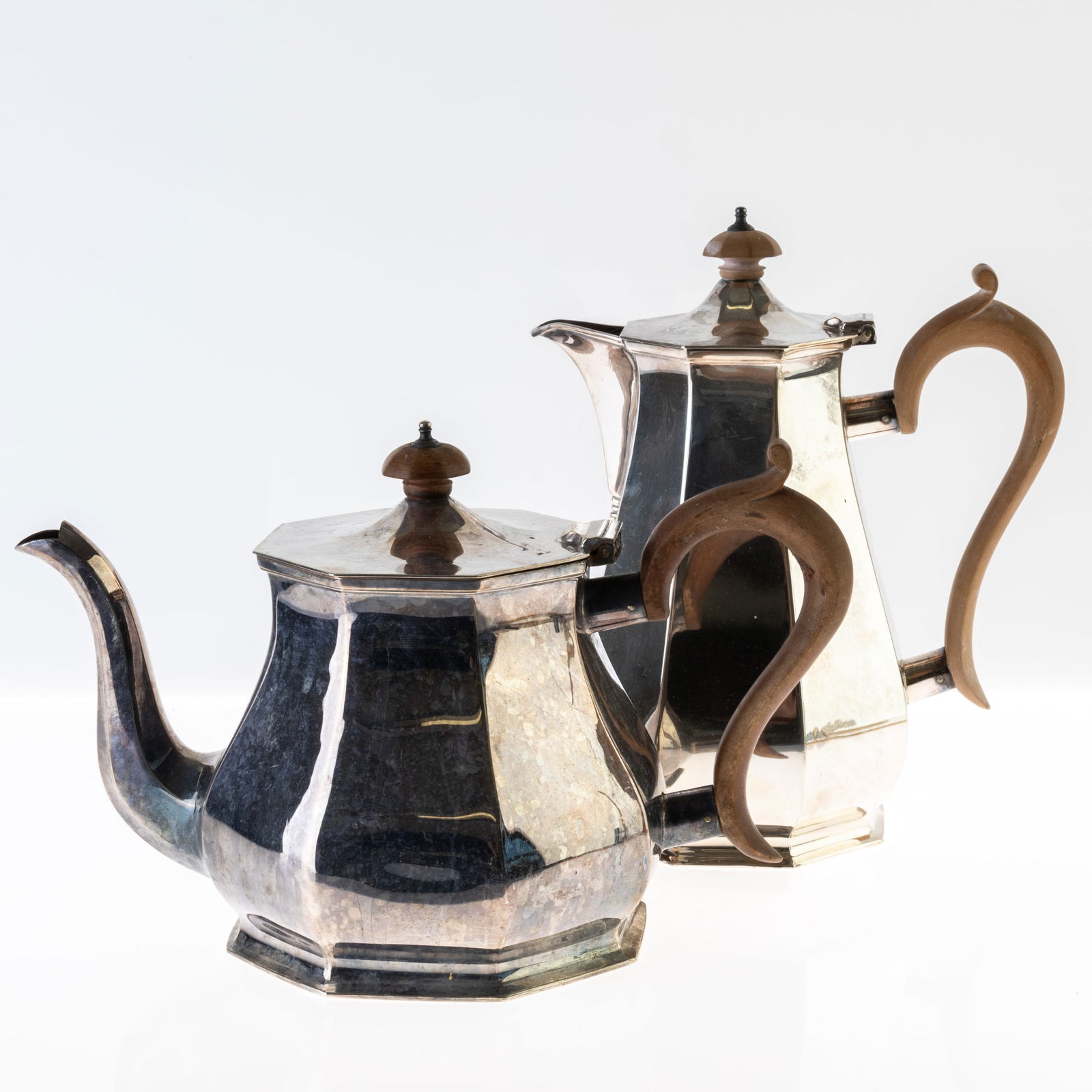 ANTIQUE SHEFFIELD SILVER PLATE TEAPOT & COFFEE POT (1 of 7)