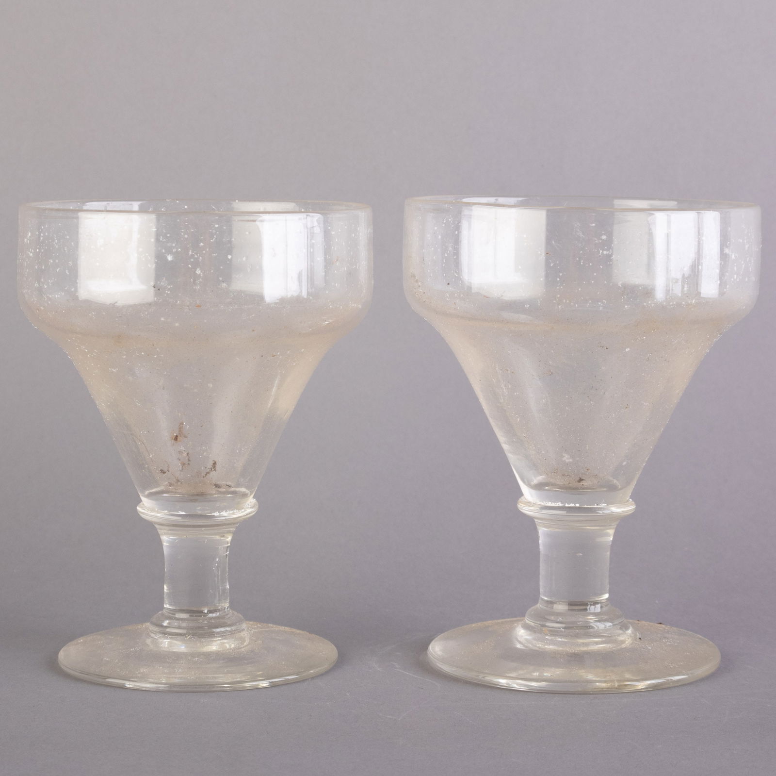ANTIQUE PAIR OF EARLY 19TH CENTURY GEORGIAN GLASS RUMMER (1 of 3)