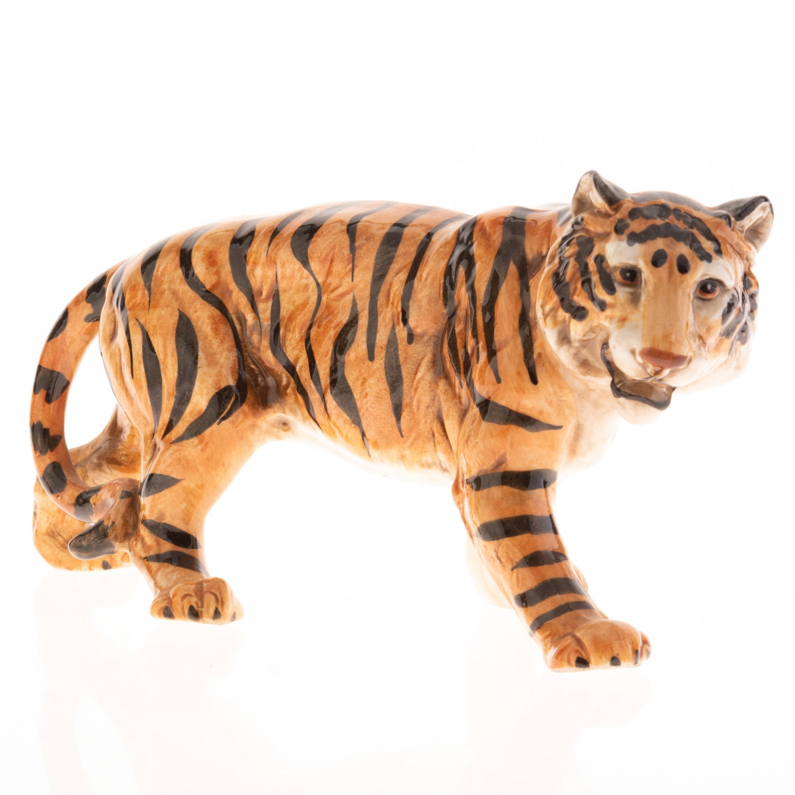 SITZENDORF GERMAN PORCELAIN CERAMIC TIGER FIGURE: Kindly examine all photographs provided in this listing or ask for a condition report. All items offered are in generally good, pre-owned condition, unless otherwise specifically described. The item i