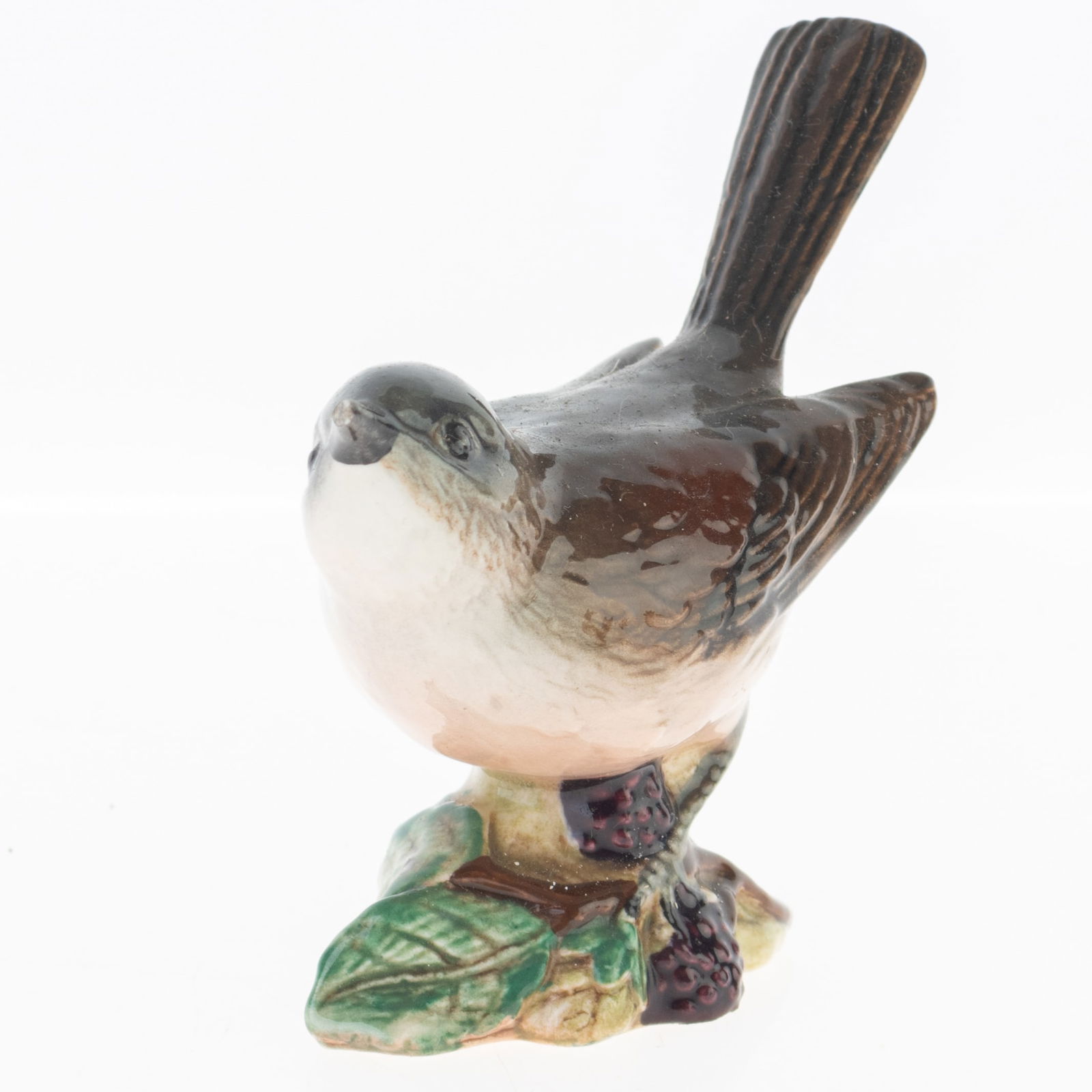 BESWICK VINTAGE POTTERY CERAMIC WHITETHROAT BIRD FIGURE (1 of 4)