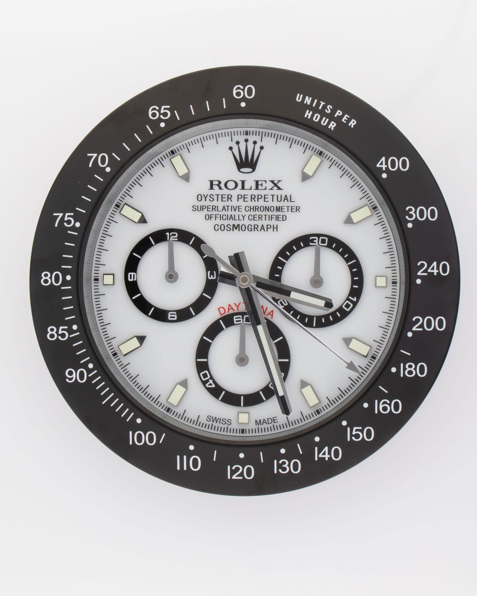 ROLEX BLACK & WHITE DAYTONA AUTHORISED WATCH DEALERSHIP CLOCK: Clock is in excellent working condition. This oyster clock is authorised by Rolex for selected watch dealerships. With luminous, sweeping silent hands. Requiring two AA batteries. Dimensions 35cm in d