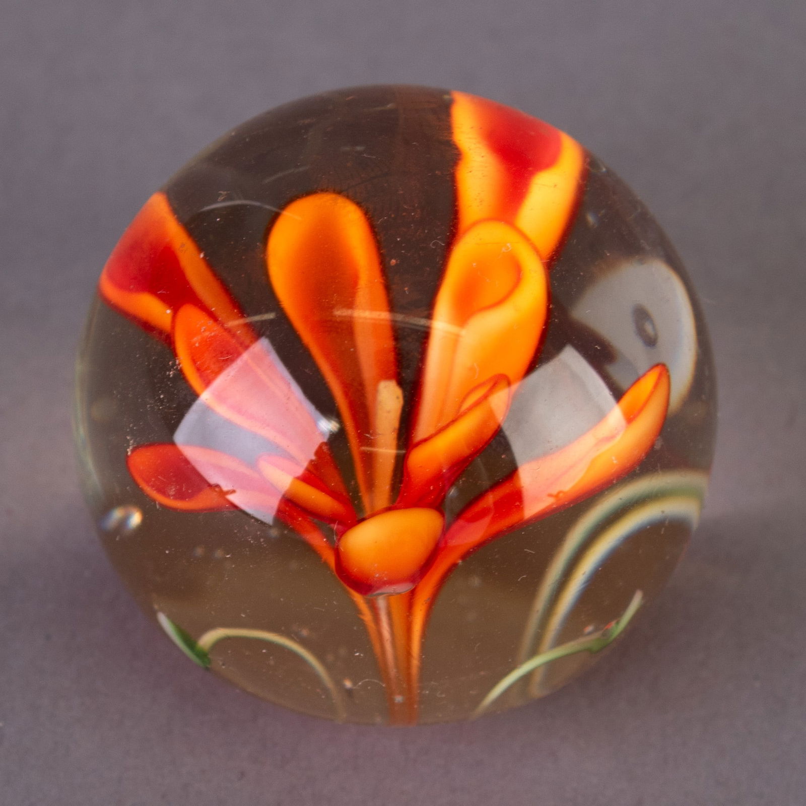 ITALIAN HAND BLOWN MURANO GLASS PAPERWEIGHT: Kindly examine all photographs provided in this listing or ask for a condition report. All items offered are in generally good, pre-owned condition, unless otherwise specifically described. The item i