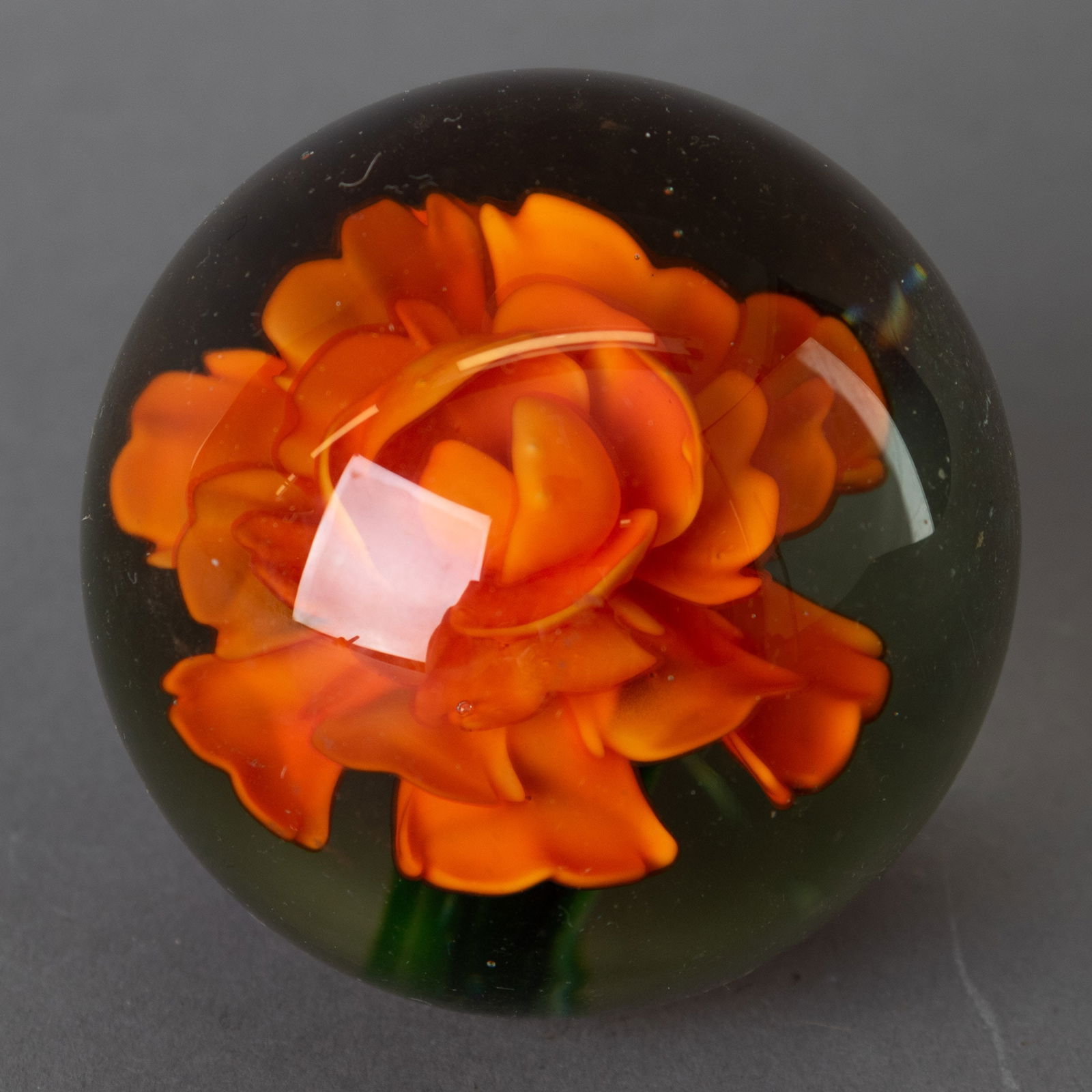 MID CENTURY MURANO VENETIAN HAND BLOWN GLASS PAPERWEIGHT: Kindly examine all photographs provided in this listing or ask for a condition report. All items offered are in generally good, pre-owned condition, unless otherwise specifically described. The item i