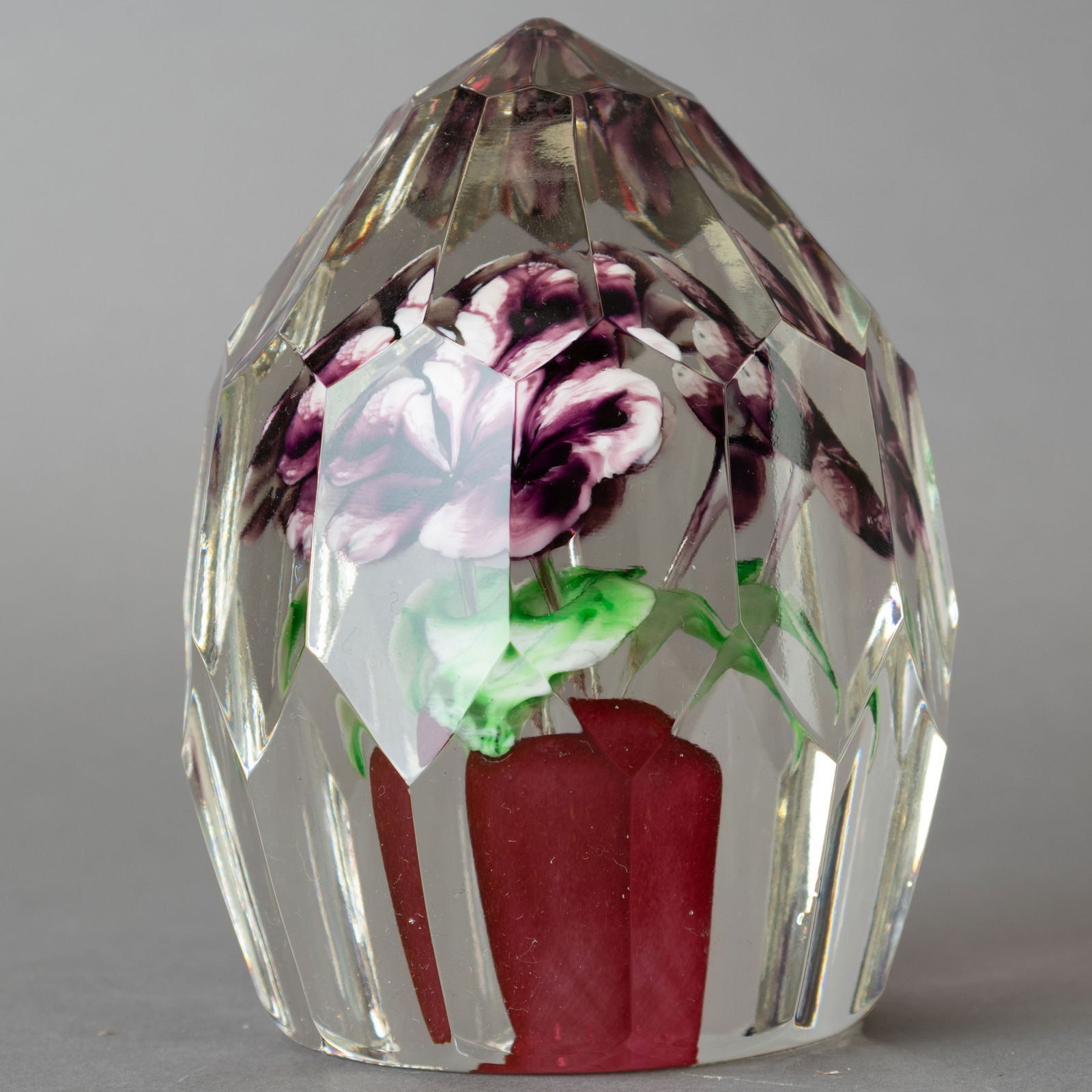 MID CENTURY FACETED HAND BLOWN CRYSTAL GLASS PAPERWEIGHT (1 of 4)