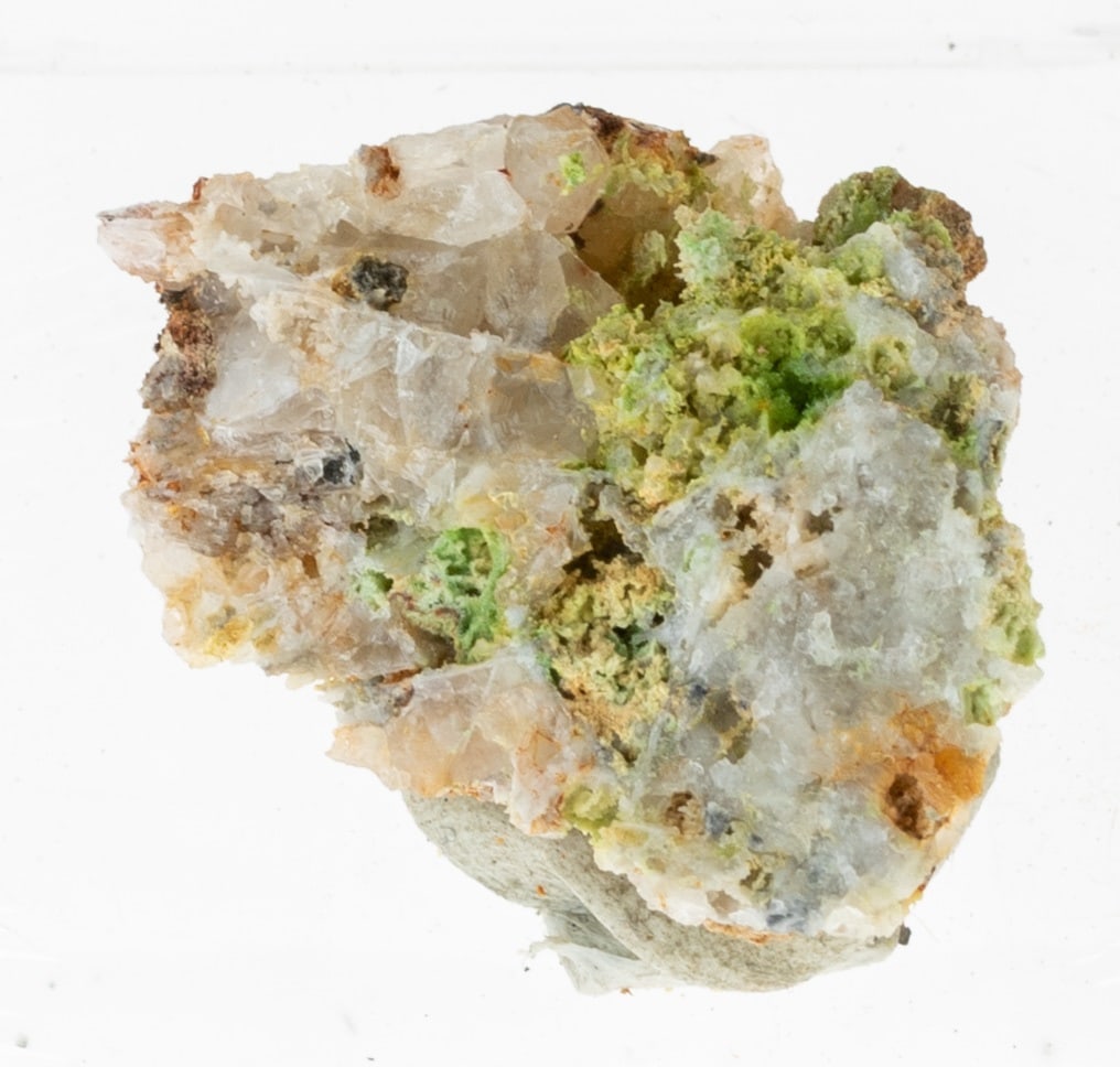 A NATURAL GEODE MINERAL CRYSTAL SPECIMEN: DIMENSIONS APPROX 2x1.5x1.5CM.From a collection of Wedgwood and other selected ceramic/porcelain objects. Kindly examine all photographs provided in this listing or ask for a condition report. All ite