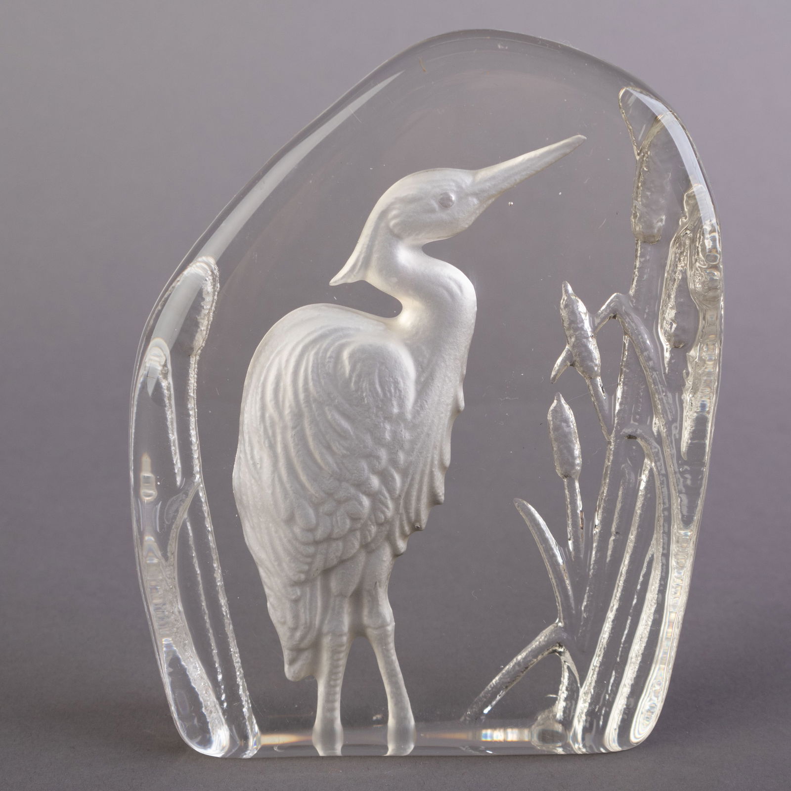 WEDGWOOD CRYSTAL GLASS INTAGLIO ANIMAL BIRD PAPERWEIGHT: Kindly examine all photographs provided in this listing or ask for a condition report. All items offered are in generally good, pre-owned condition, unless otherwise specifically described. The item i