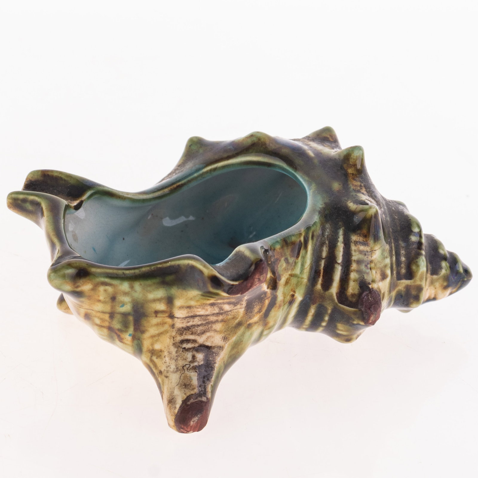 ANTIQUE MAJOLICA NAUTILUS CONCH SHELL ASHTRAY: Kindly examine all photographs provided in this listing or ask for a condition report. All items offered are in generally good, pre-owned condition, unless otherwise specifically described. The item i