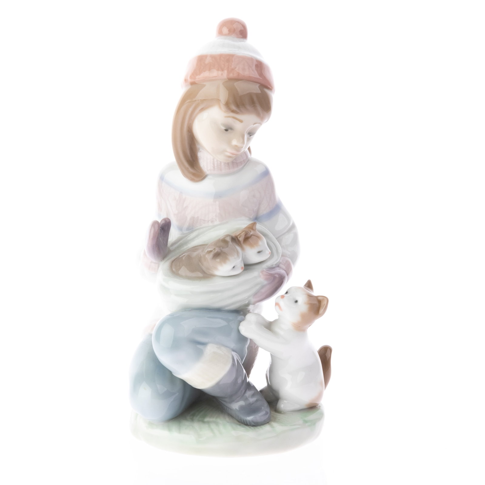 LLADRO PORCELAIN FIGURE: (H) 14CM.From a collection of Wedgwood and other selected ceramic/porcelain objects. Kindly examine all photographs provided in this listing or ask for a condition report. All items offered are in gen