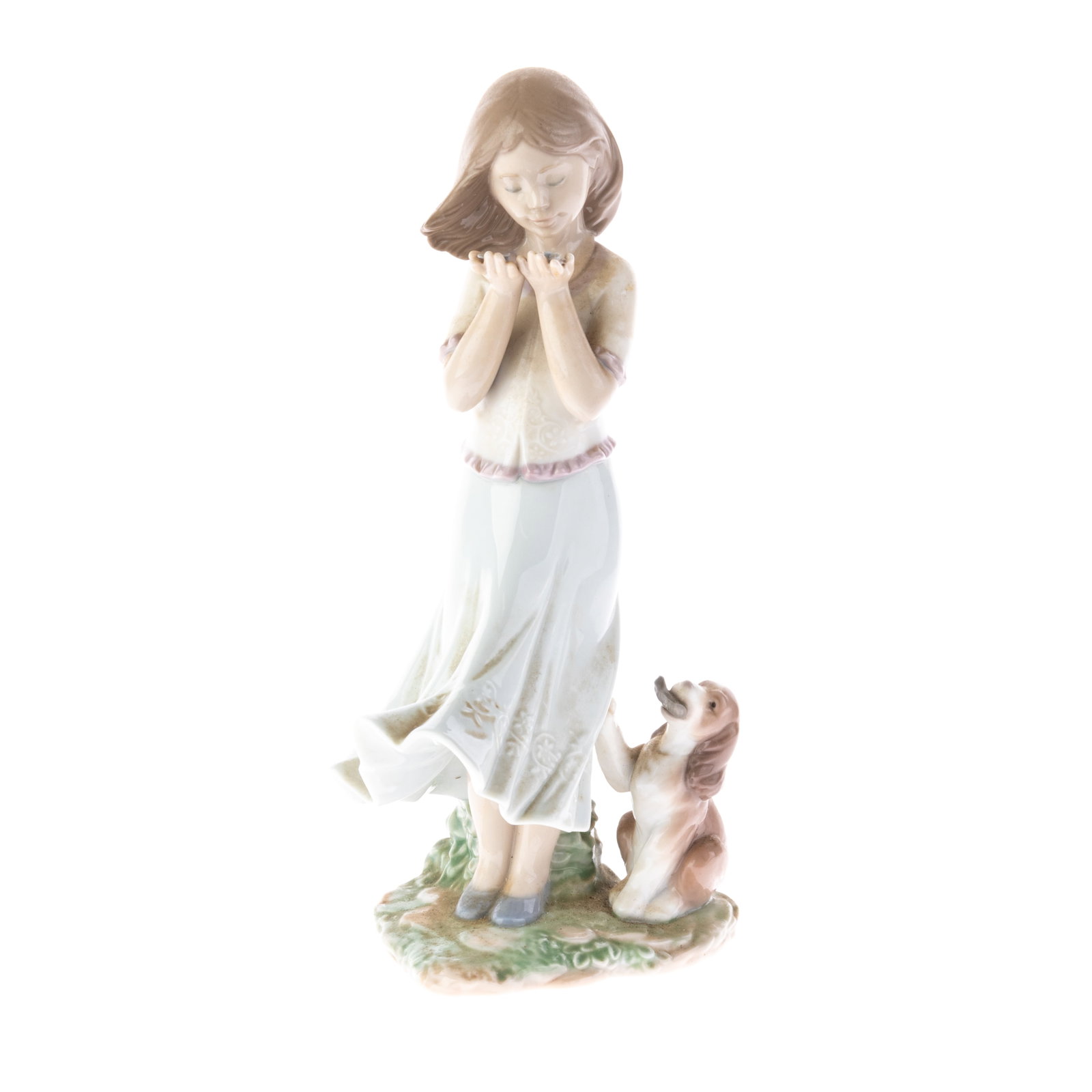 LLADRO CERAMIC PORCELAIN FIGURE: (L) 19CM.From a collection of Wedgwood and other selected ceramic/porcelain objects. Kindly examine all photographs provided in this listing or ask for a condition report. All items offered are in gen