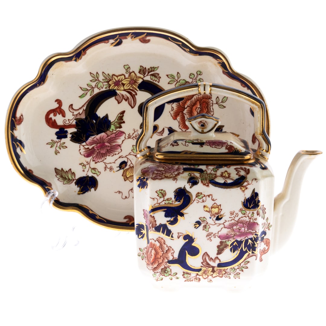 MASON'S IRONSTONE IMARI PATTERN TEAPOT AND TRAY (1 of 3)
