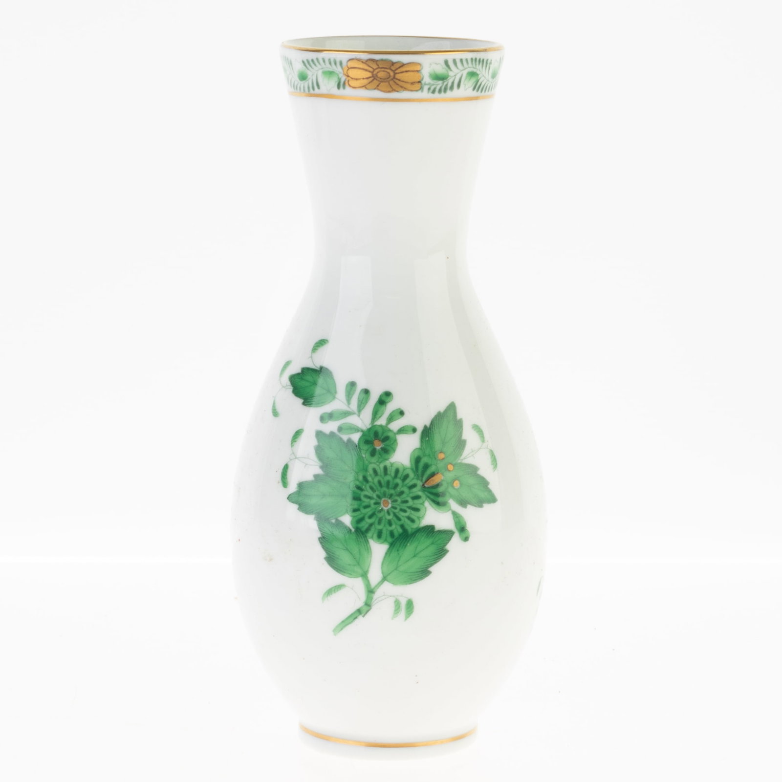 HEREND HUNGARY PORCELAIN GREEN CHINESE BOUQUET VASE: From a collection of Wedgwood and other selected ceramic/porcelain objects. Kindly examine all photographs provided in this listing or ask for a condition report. All items offered are in generally go