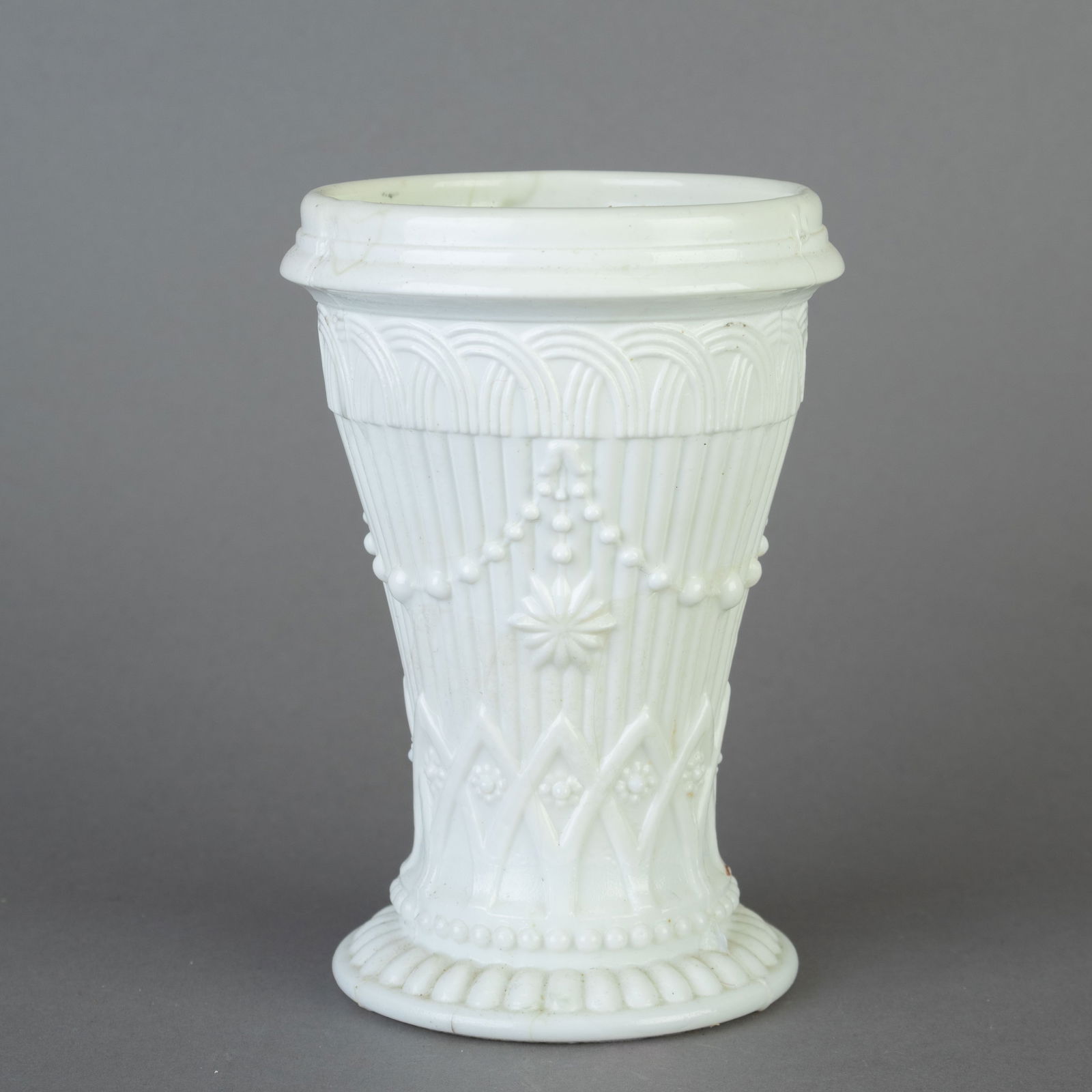 VICTORIAN MILK PRESSED GLASS CLASSICAL VASE (1 of 3)