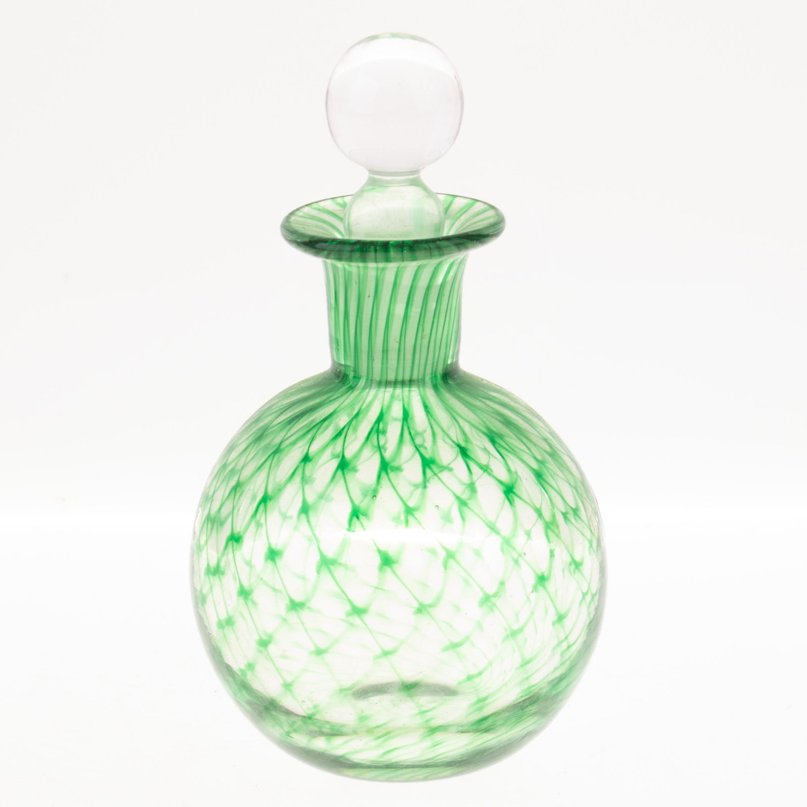 ANTIQUE HAND BLOWN GREEN LATTICE GLASS SCENT PERFUME BOTTLE (1 of 4)