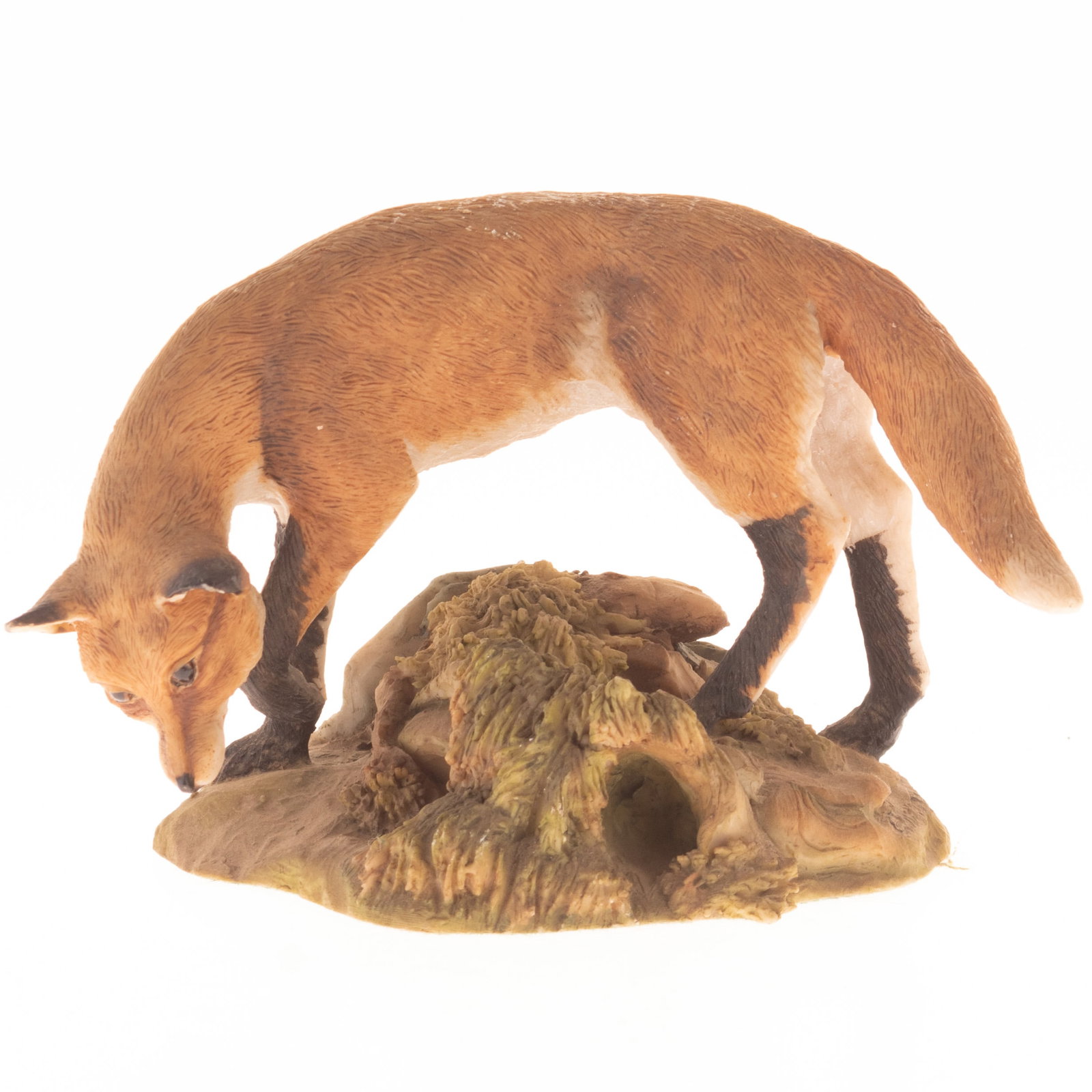 HAND PAINTED RED FOX FIGURE SCULPTURE: Kindly examine all photographs provided in this listing or ask for a condition report. All items offered are in generally good, pre-owned condition, unless otherwise specifically described, sold as se