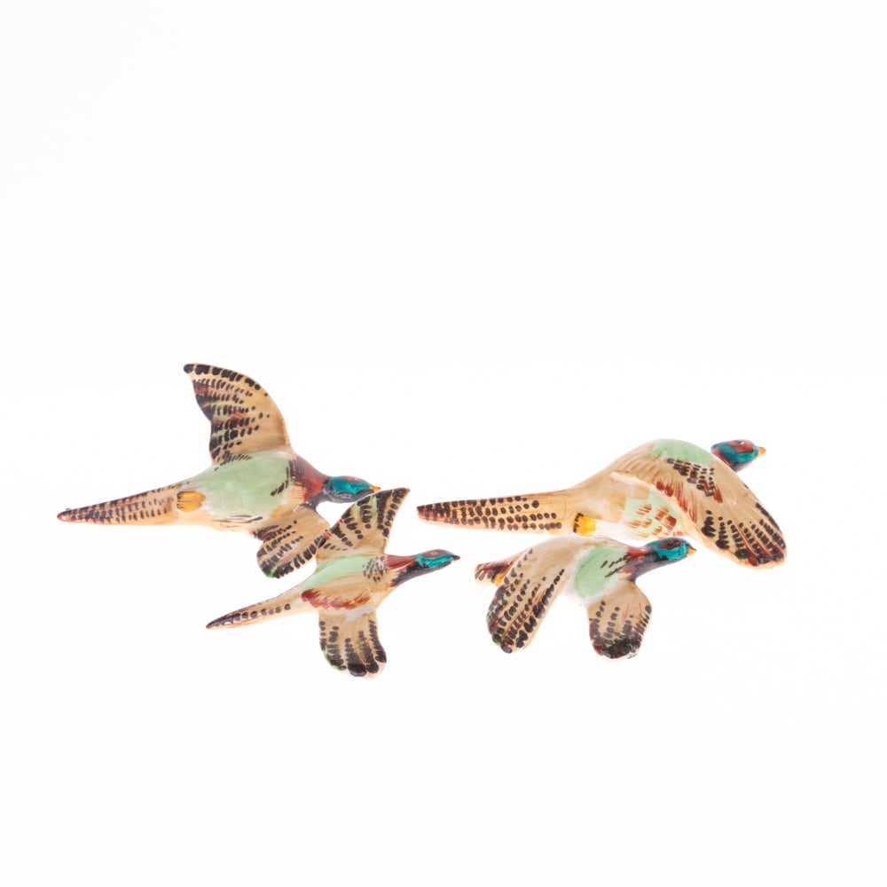 ANTIQUE SET OF FOUR HAND PAINTED PORCELAIN FLYING BIRD PINS: Kindly examine all photographs provided in this listing or ask for a condition report. All items offered are in generally good, pre-owned condition, unless otherwise specifically described, sold as se