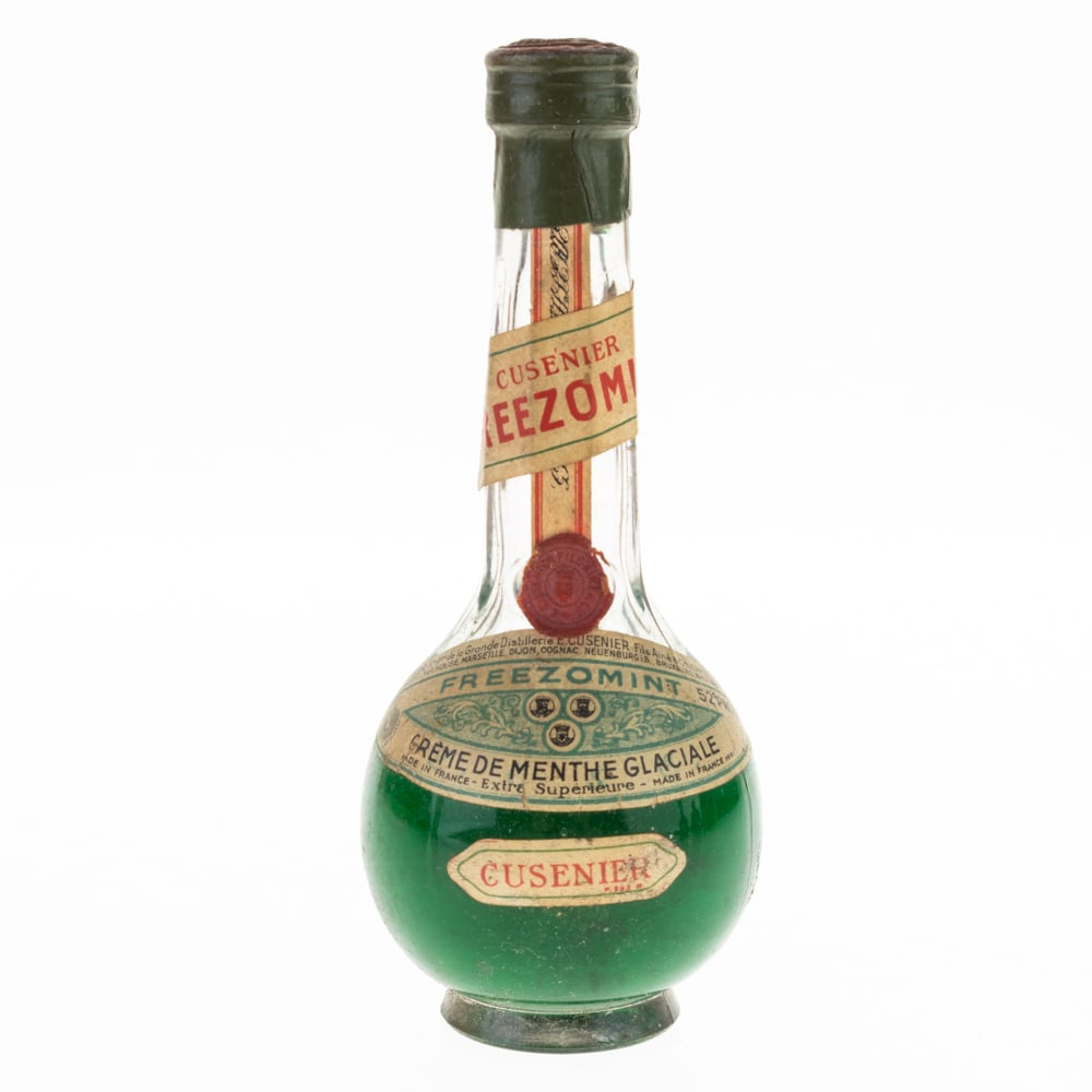 VINTAGE UNOPENED FRENCH FREEZOMINT CR?ME DE MENTHE LIQUEUR BOTTLE: Kindly examine all photographs provided in this listing or ask for a condition report. All items offered are in generally good, pre-owned condition, unless otherwise specifically described, sold as se