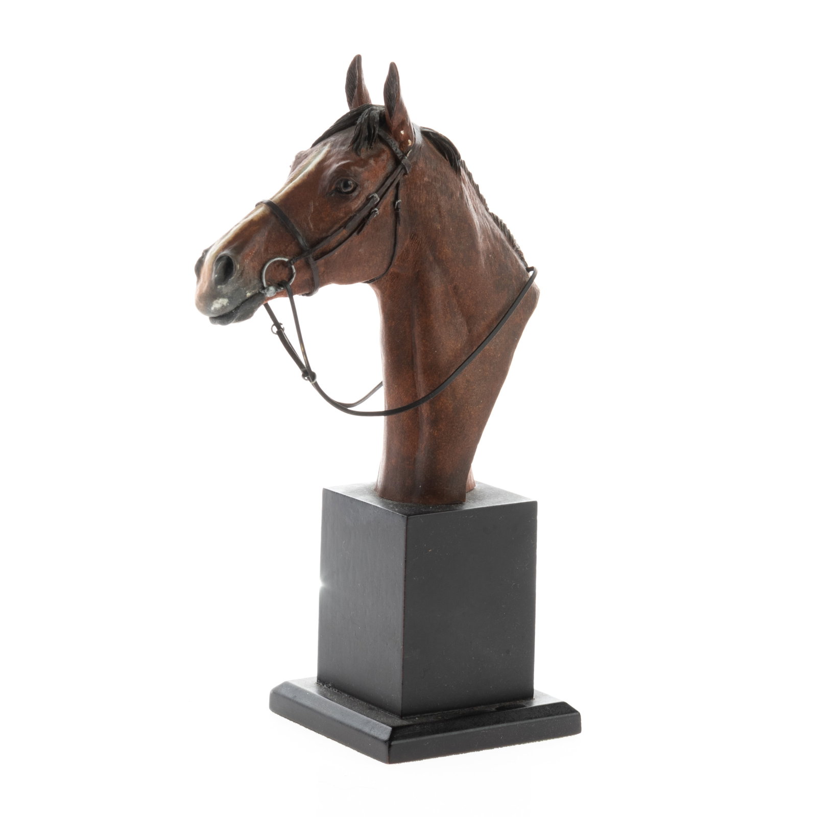 HAND PAINTED HORSE BUST SCULPTURE: (H) 25CM. From a collection of Wedgwood and other selected ceramic/porcelain objects. Kindly examine all photographs provided in this listing or ask for a condition report. All items offered are in ge