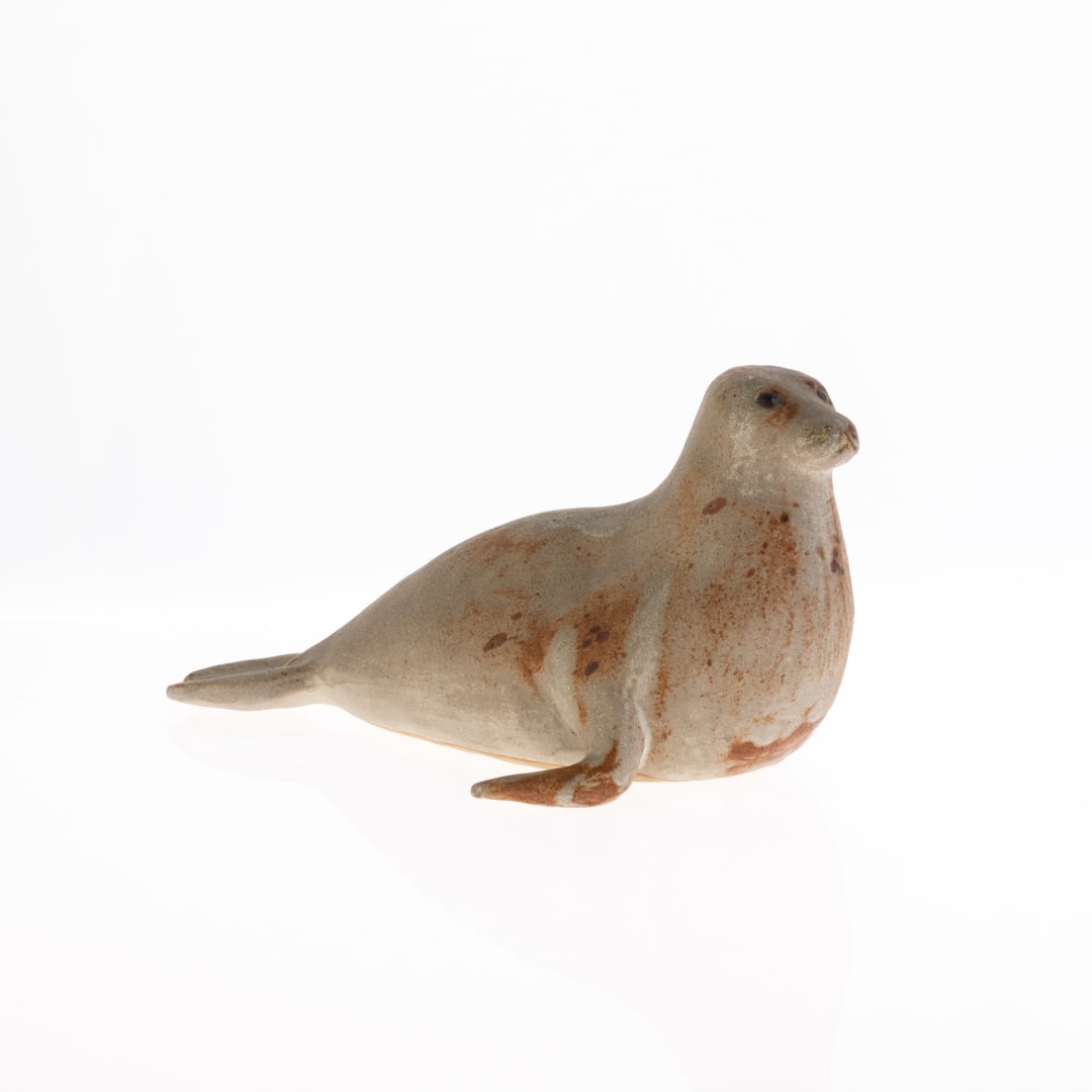 SIGNED SCOTTISH STUDIO POTTERY SEAL FIGURE (1 of 3)
