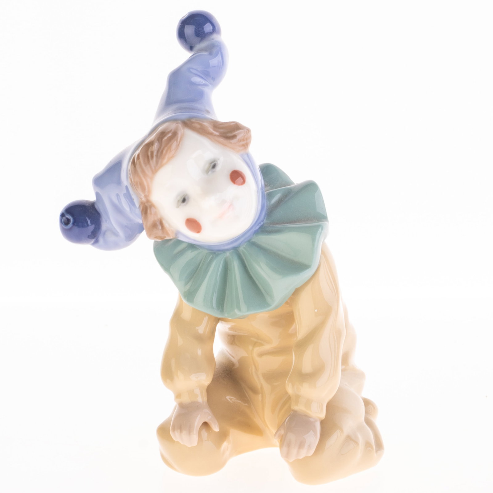LLADRO STYLE PORCELAIN CERAMIC CLOWN FIGURE: Kindly examine all photographs provided in this listing or ask for a condition report. All items offered are in generally good, pre-owned condition, unless otherwise specifically described. The item i