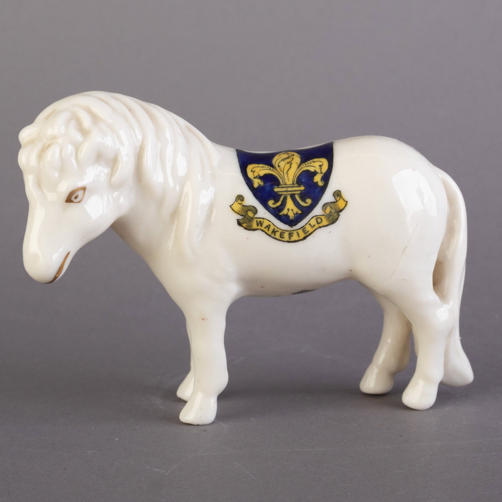 ANTIQUE CREST WARE ARCADIAN PORCELAIN SHETLAND PONY FIGURE: Kindly examine all photographs provided in this listing or ask for a condition report. All items offered are in generally good, pre-owned condition, unless otherwise specifically described. The item i