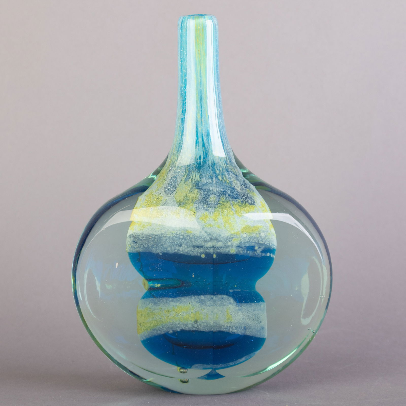 MDINA SIGNED MALTESE GLASS PAPERWEIGHT HAND-BLOWN SCULPTURE: Kindly examine all photographs provided in this listing or ask for a condition report. All items offered are in generally good, pre-owned condition, unless otherwise specifically described. The item i