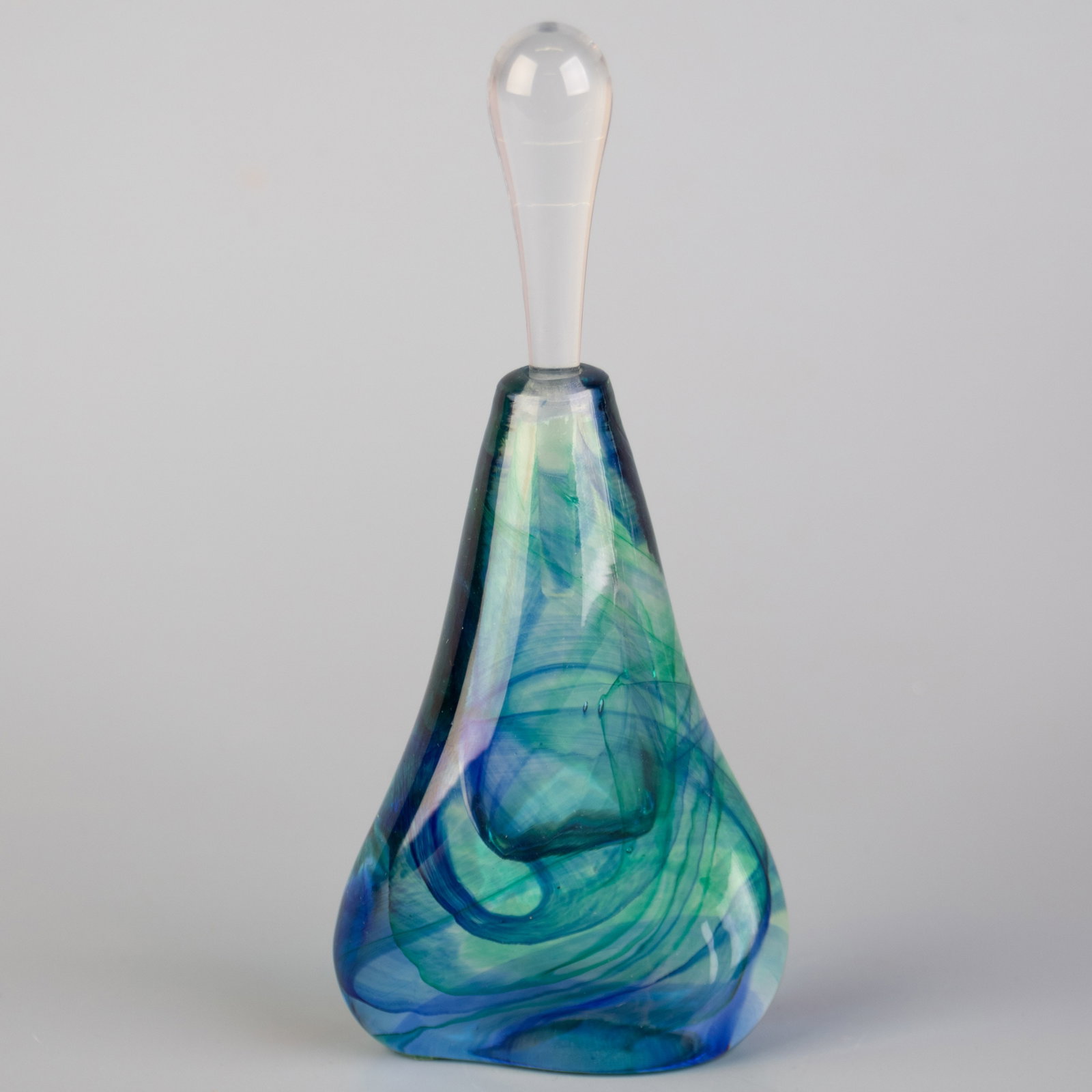 STUART AKROYD GLASS PERFUME SCENT BOTTLE: Kindly examine all photographs provided in this listing or ask for a condition report. All items offered are in generally good, pre-owned condition, unless otherwise specifically described. The item i
