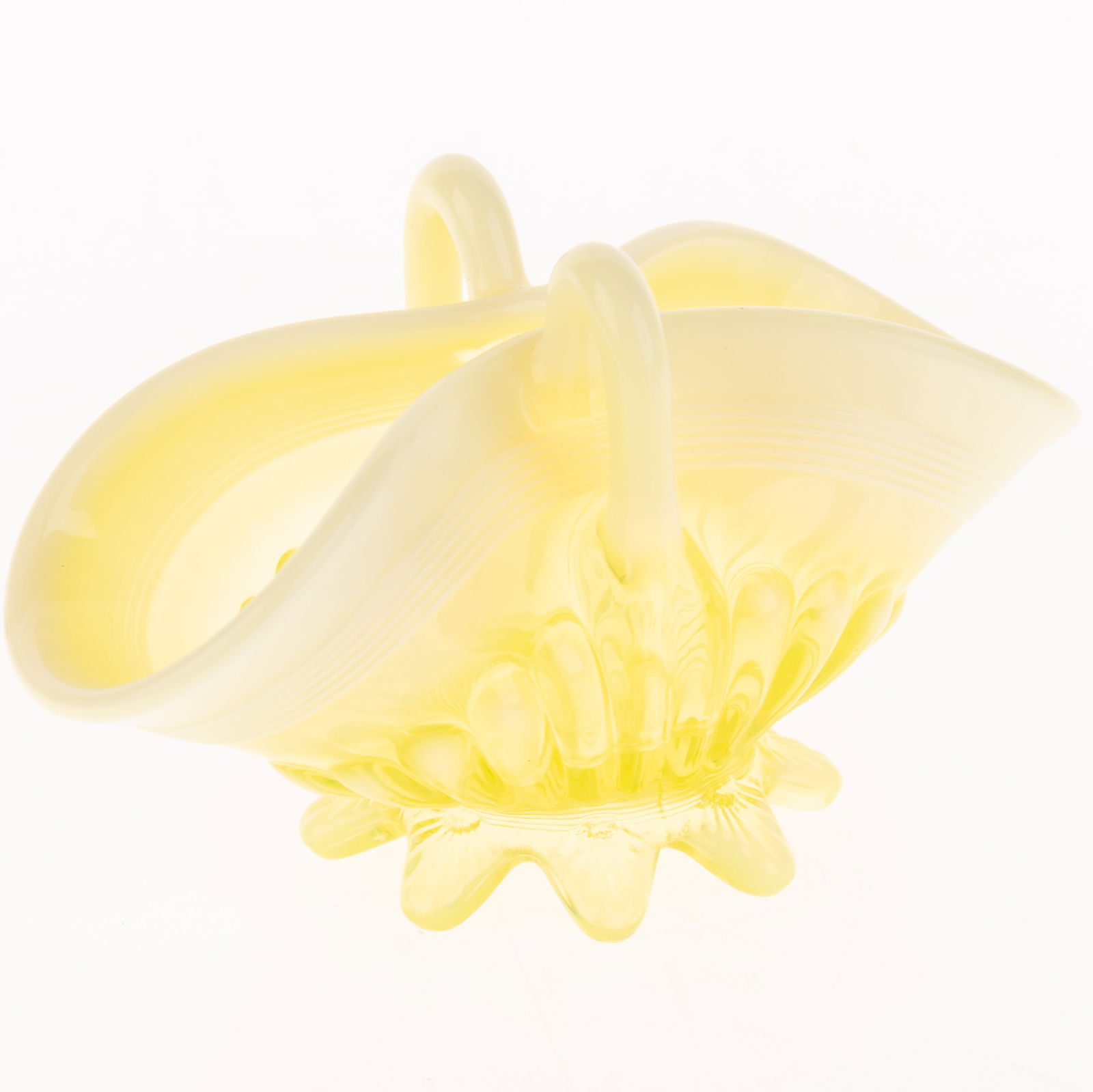 ANTIQUE VICTORIAN ART NOUVEAU VASELINE URANIUM GLASS BASKET (1 of 3)