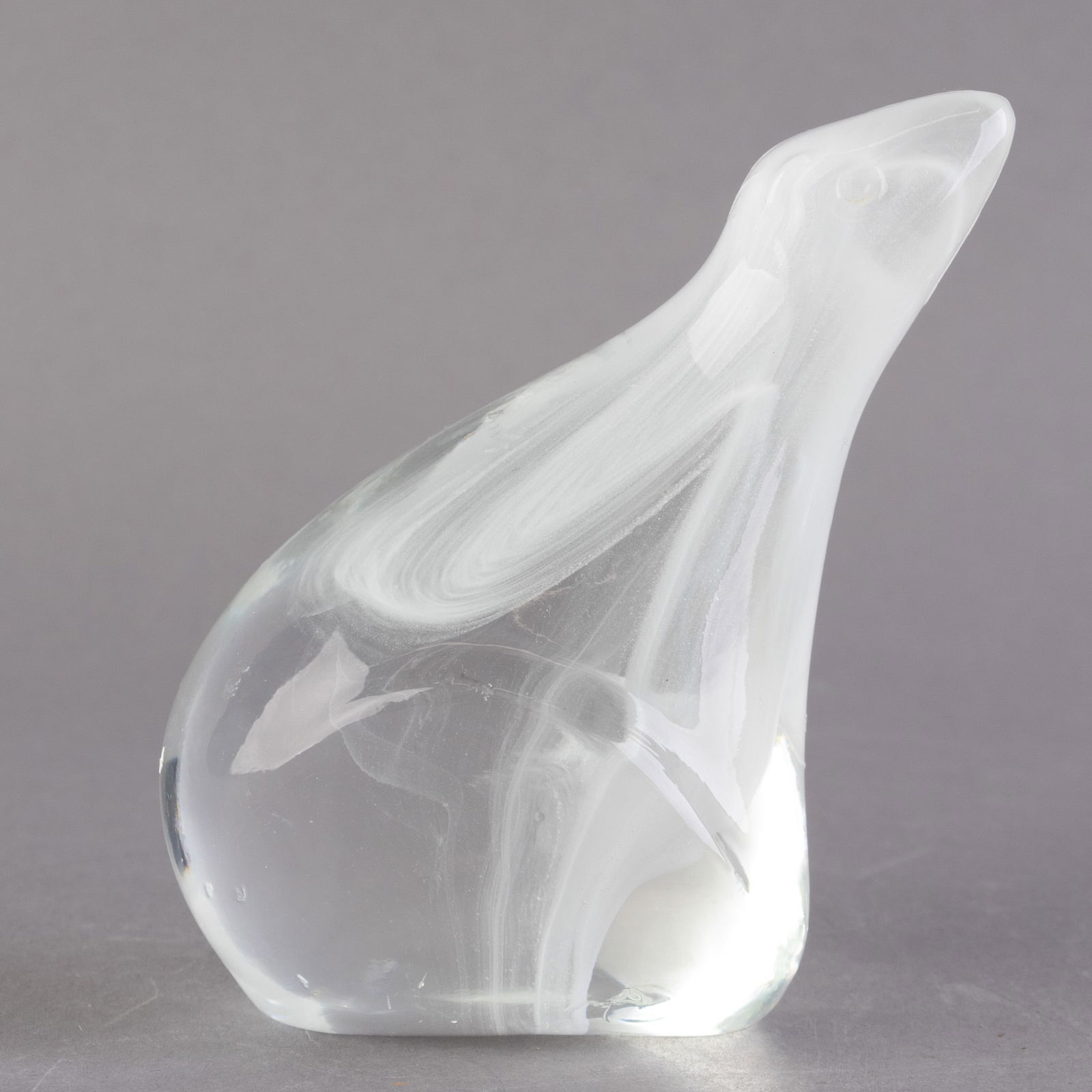 STUDIO GLASS POLAR BEAR PAPERWEIGHT SCULPTURE (1 of 4)