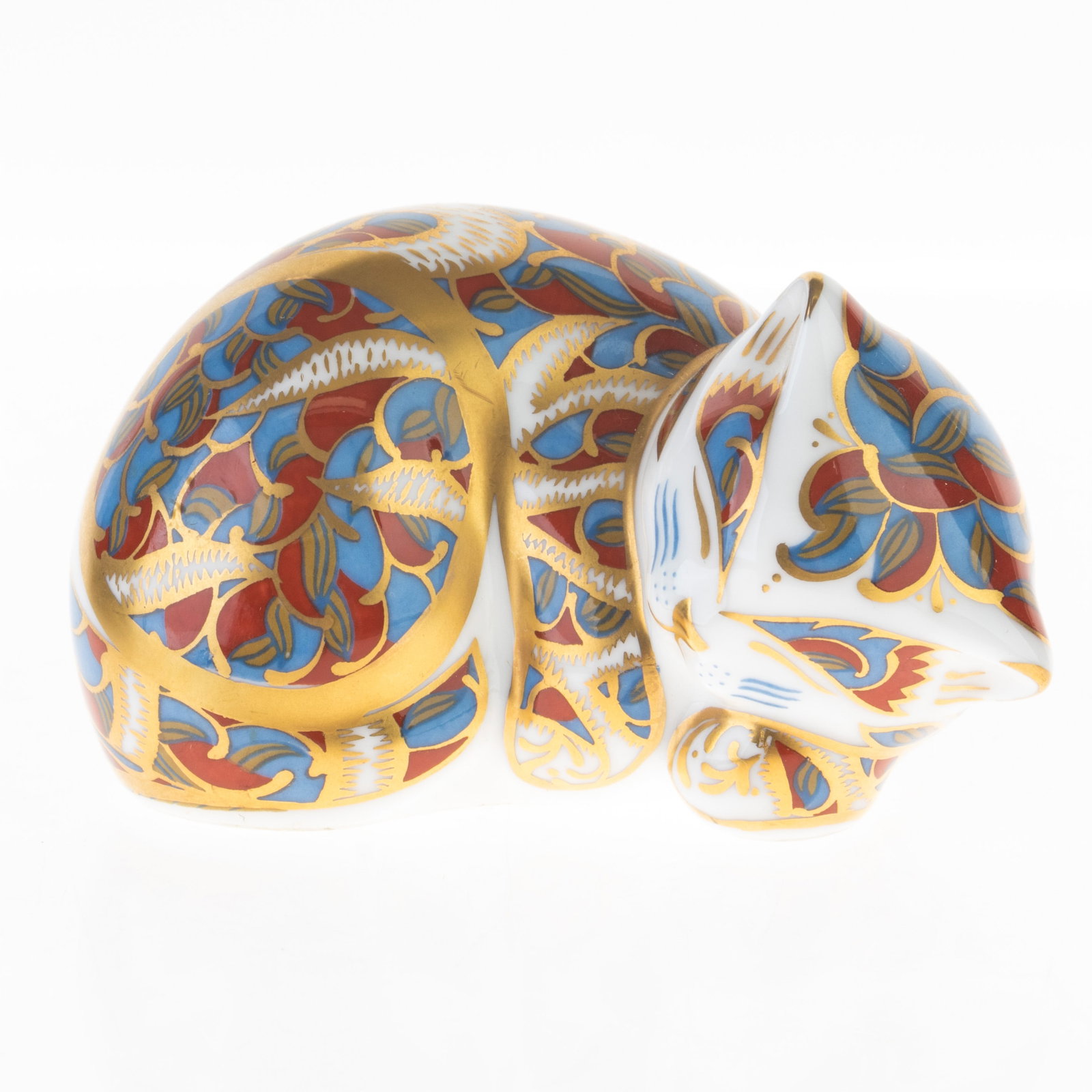 ROYAL CROWN DERBY GILT PORCELAIN SLEEPING CAT PAPERWEIGHT: Kindly examine all photographs provided in this listing or ask for a condition report. All items offered are in generally good, pre-owned condition, unless otherwise specifically described, sold as se