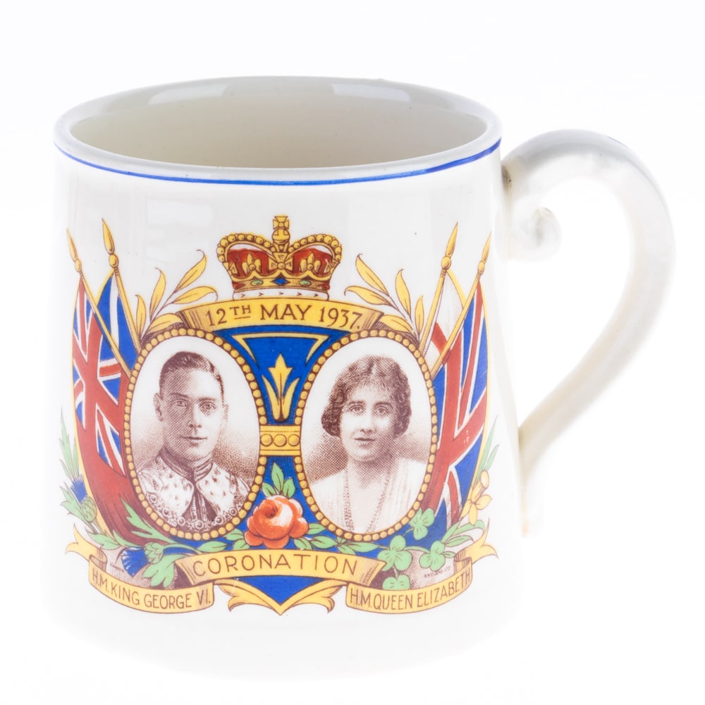 KING GEORGE VI & QUEEN ELIZABETH COMMEMORATIVE CORONATION PORCELAIN MUG: Kindly examine all photographs provided in this listing or ask for a condition report. All items offered are in generally good, pre-owned condition, unless otherwise specifically described, sold as se