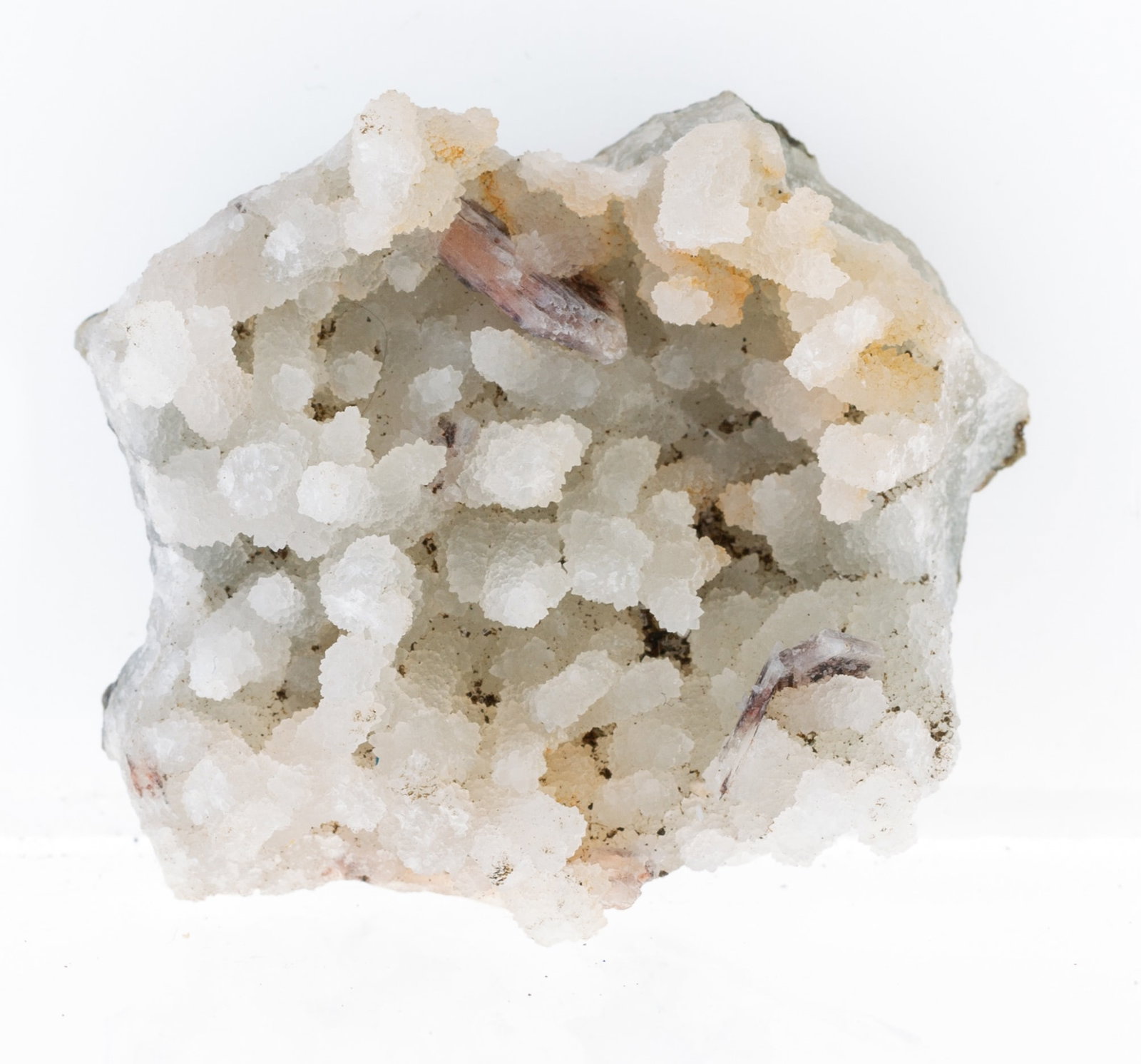 A NATURAL INDIAN CHALCEDONY GEODE MINERAL CRYSTAL SPECIMEN: DIMENSIONS APPROX 5.5x5x2.5CM.From a collection of Wedgwood and other selected ceramic/porcelain objects. Kindly examine all photographs provided in this listing or ask for a condition report. All ite