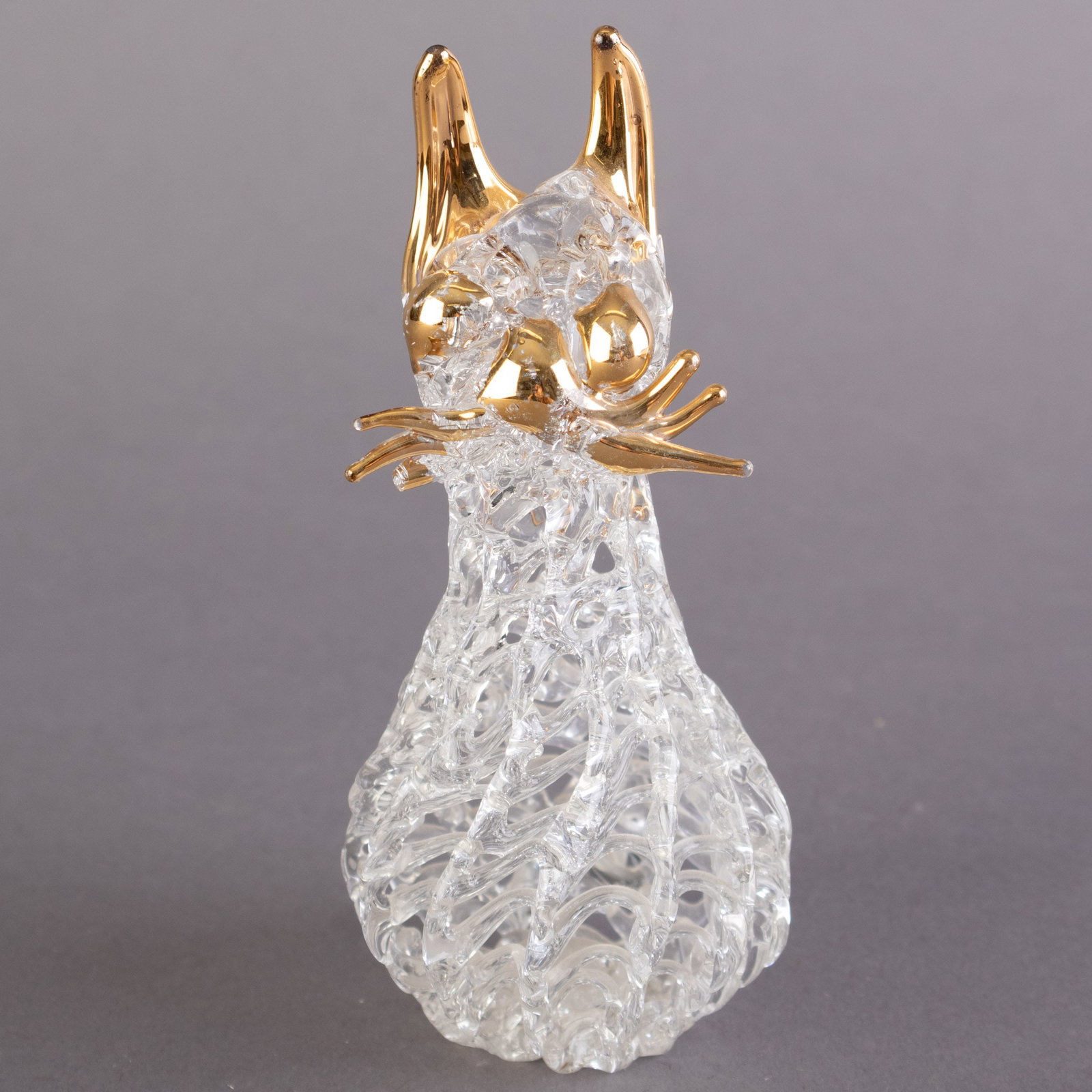 24KT GOLD HAND-BLOWN CRYSTAL GLASS CAT FIGURE: Kindly examine all photographs provided in this listing or ask for a condition report. All items offered are in generally good, pre-owned condition, unless otherwise specifically described. The item i