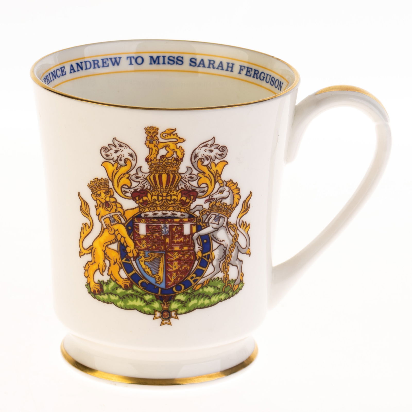 AYNSLEY GILT PORCELAIN CERAMIC PRINCE ANDREW WEDDING COMMEMORATIVE CUP (1 of 3)