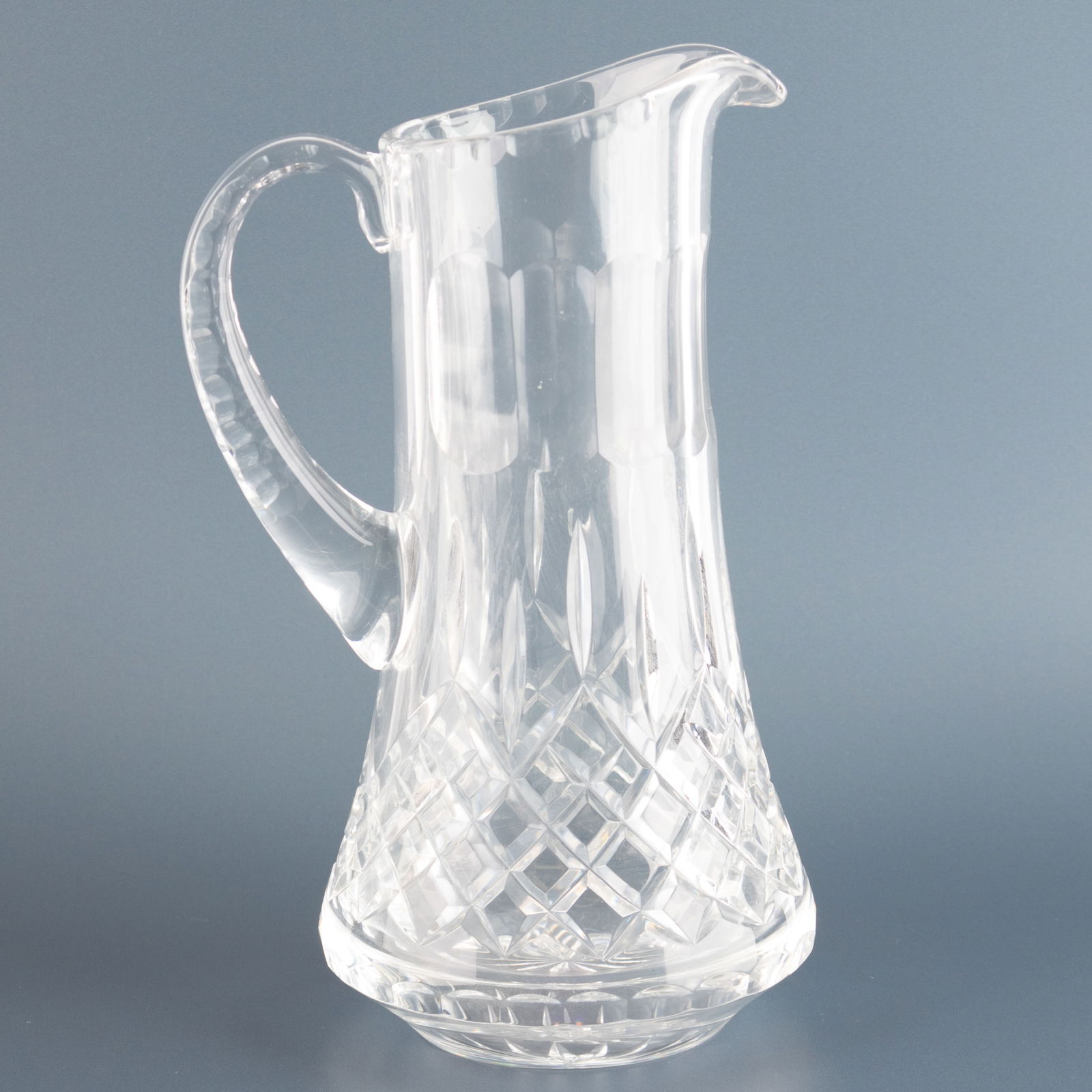 SOLID HAND CUT CRYSTAL GLASS WATER PITCHER JUG (1 of 3)