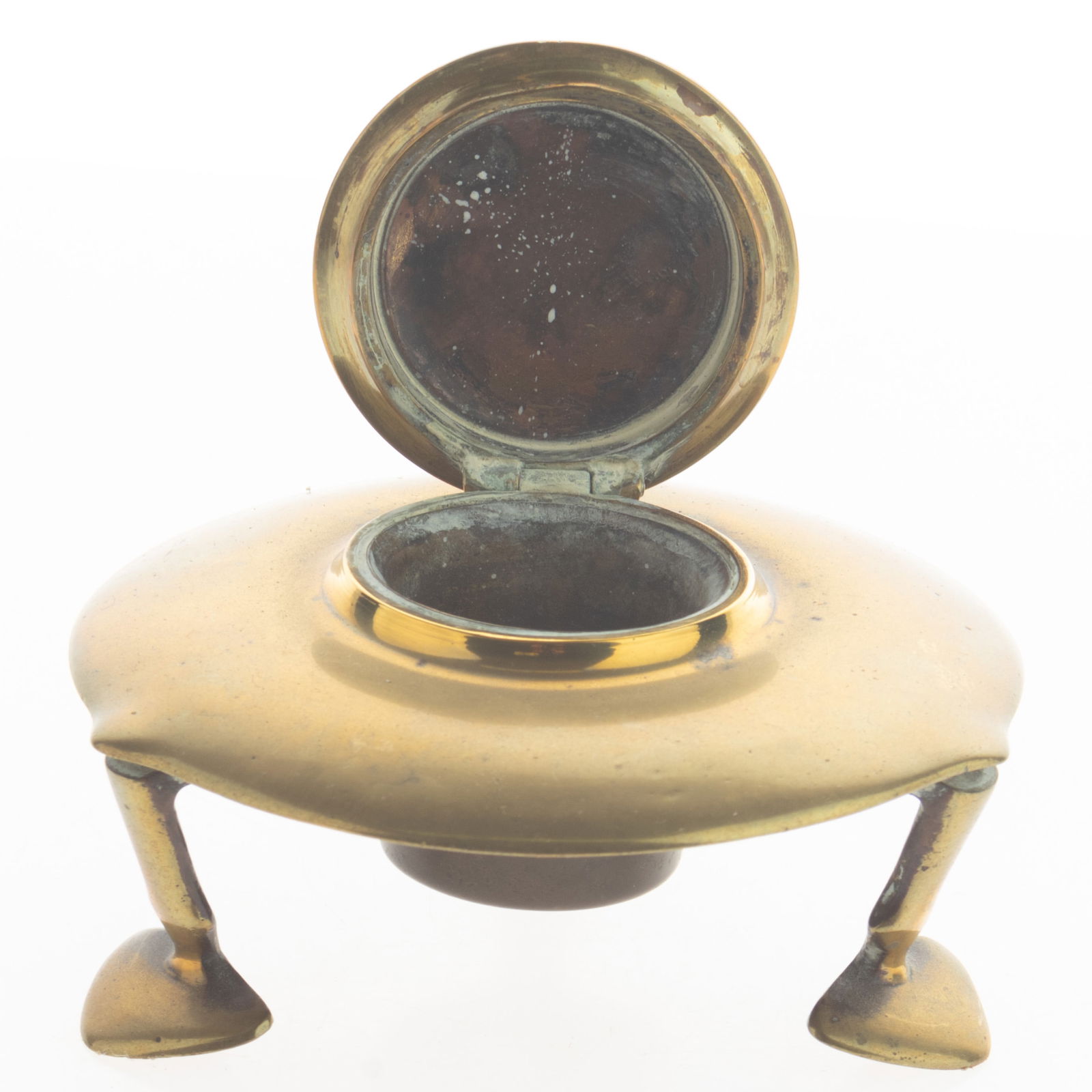 ANTIQUE ARTS & CRAFTS BRASS INKWELL EARLY 20TH CENTURY: Kindly examine all photographs provided in this listing or ask for a condition report. All items offered are in generally good, pre-owned condition, unless otherwise specifically described, sold as se