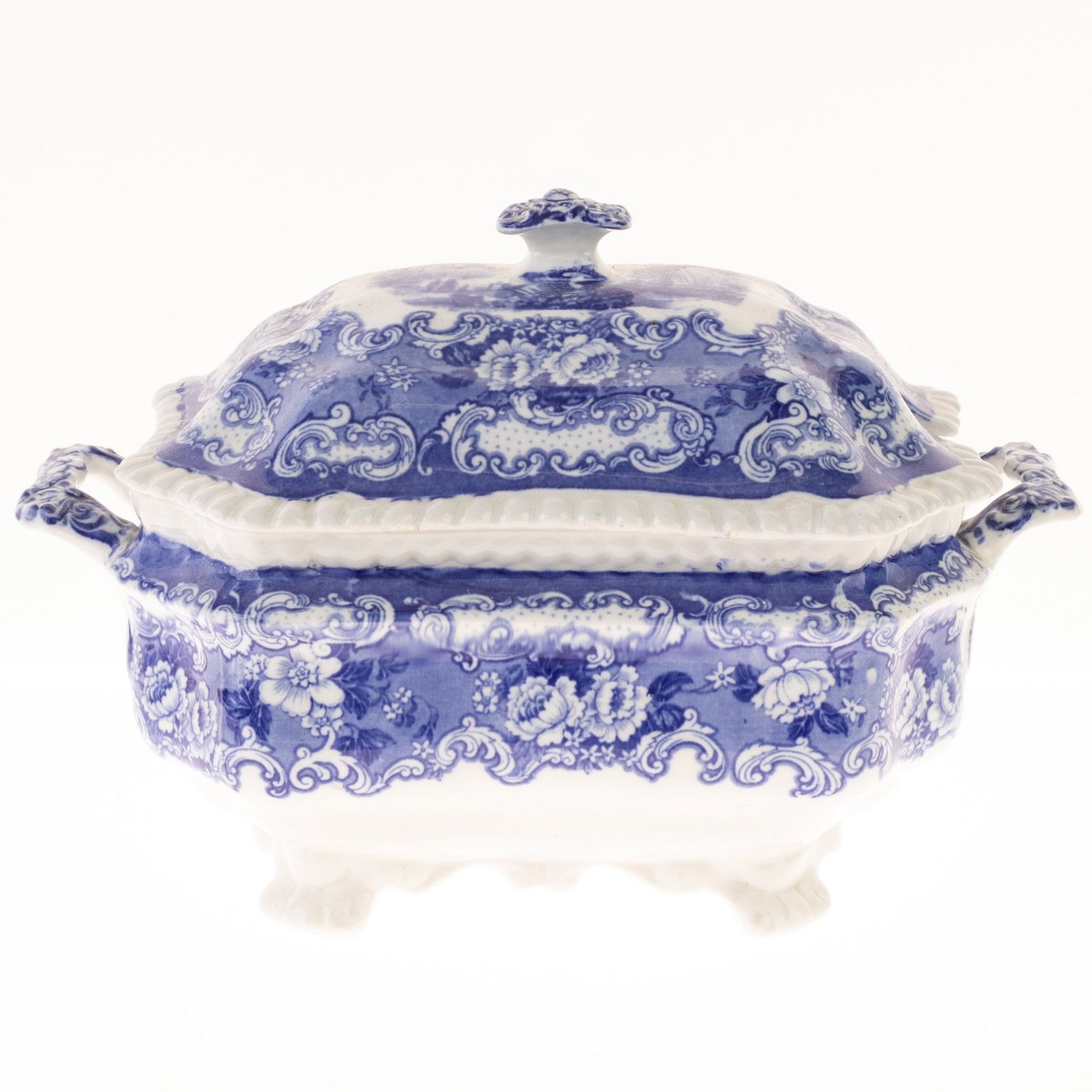 ANTIQUE PEARLWARE PORCELAIN BLUE & WHITE LIDDED TUREEN: Kindly examine all photographs provided in this listing or ask for a condition report. All items offered are in generally good, pre-owned condition, unless otherwise specifically described. The item i