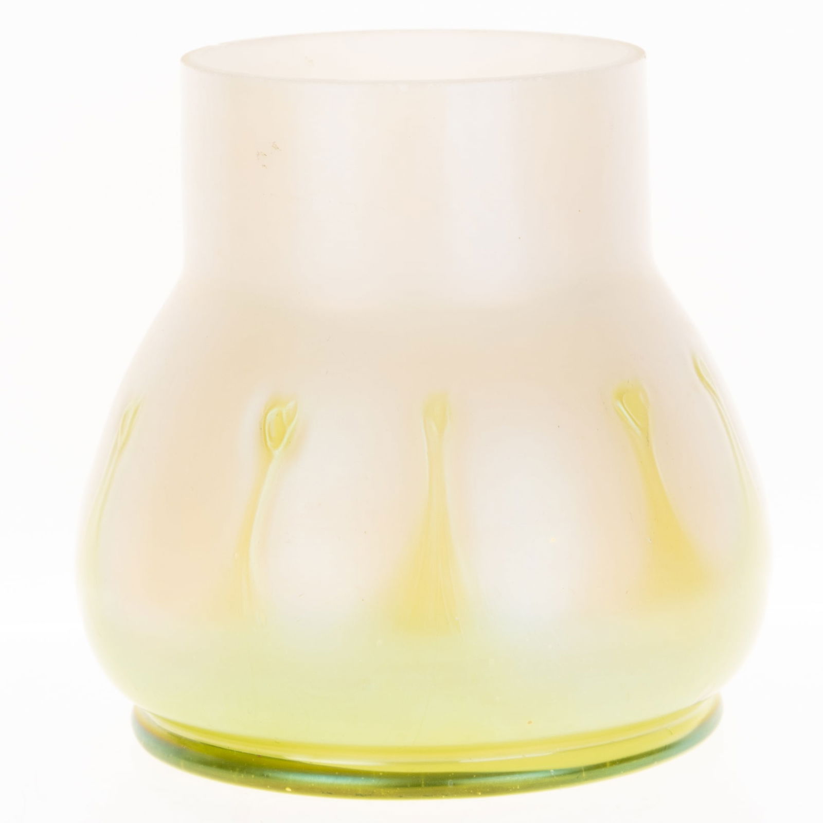 ANTIQUE ART NOUVEAU LOETZ GLASS VASE: Kindly examine all photographs provided in this listing or ask for a condition report. All items offered are in generally good, pre-owned condition, unless otherwise specifically described. The item i