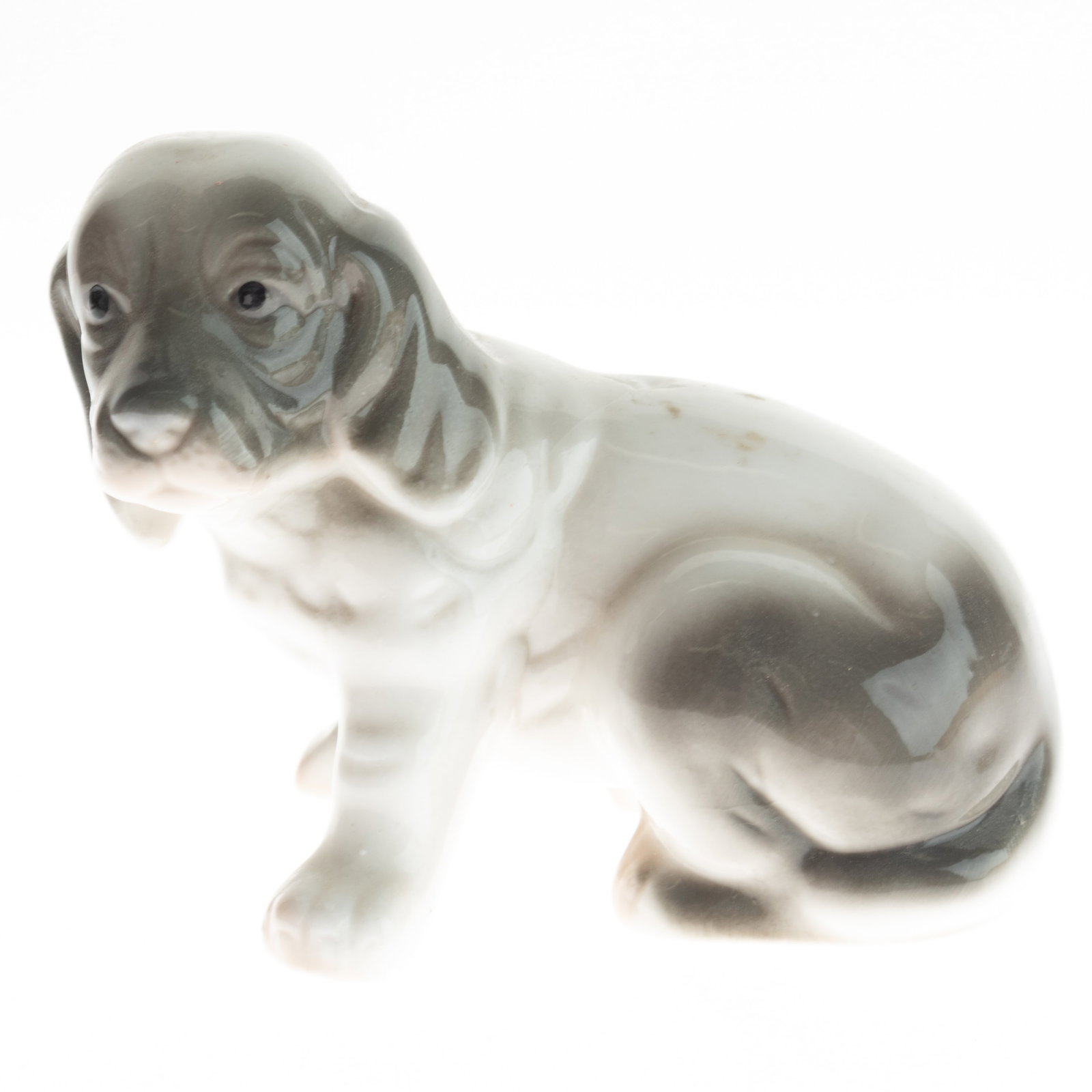 LLADRO TYPE CERAMIC PORCELAIN DOG FIGURE: Kindly examine all photographs provided in this listing or ask for a condition report. All items offered are in generally good, pre-owned condition, unless otherwise specifically described. The item i